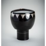 EIICHI KANAMORI: A SILVER INLAID BRONZE VASE