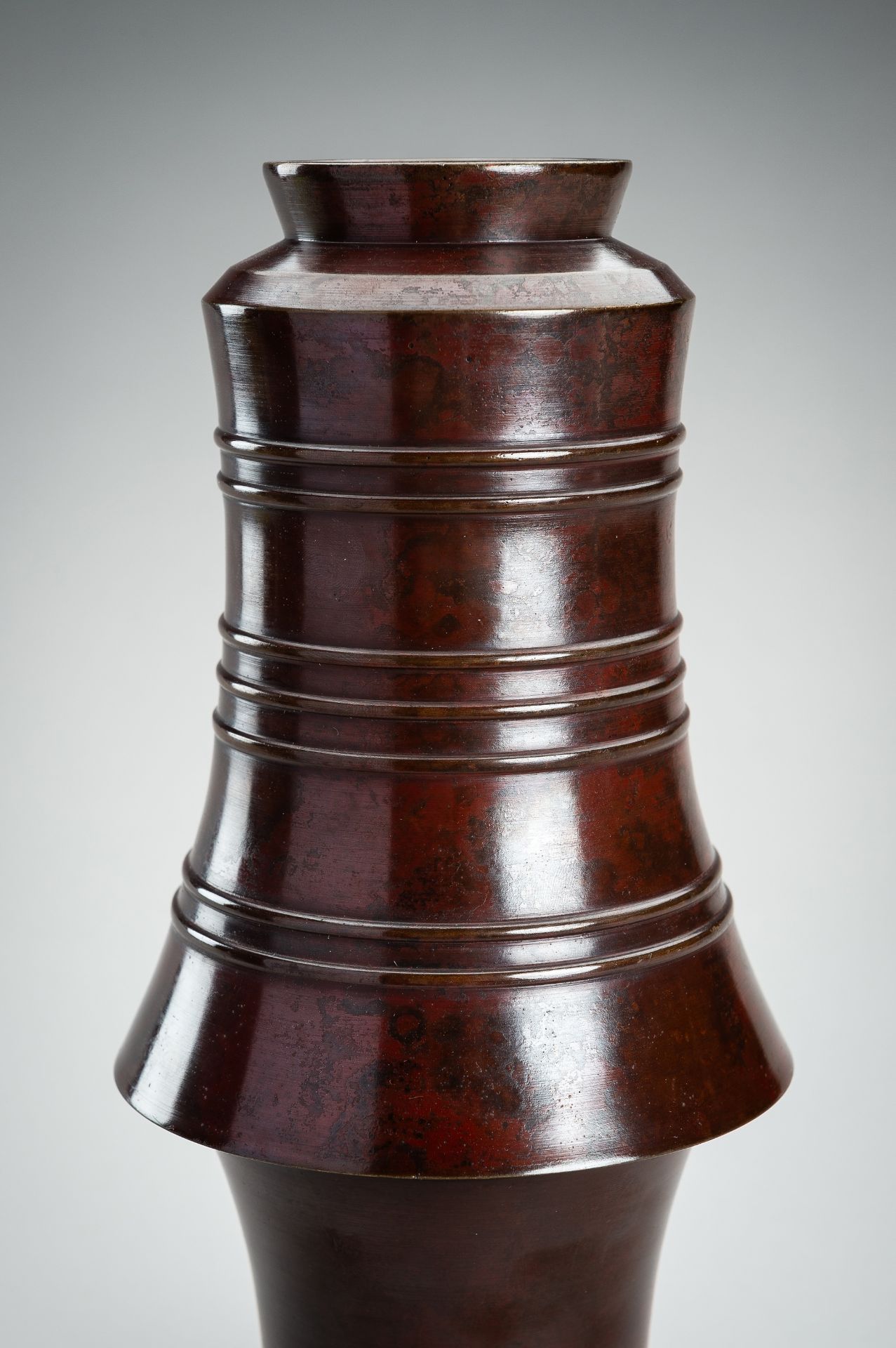 NAKAJIMA YASUMI II: A BRONZE VASE - Bild 3 aus 11