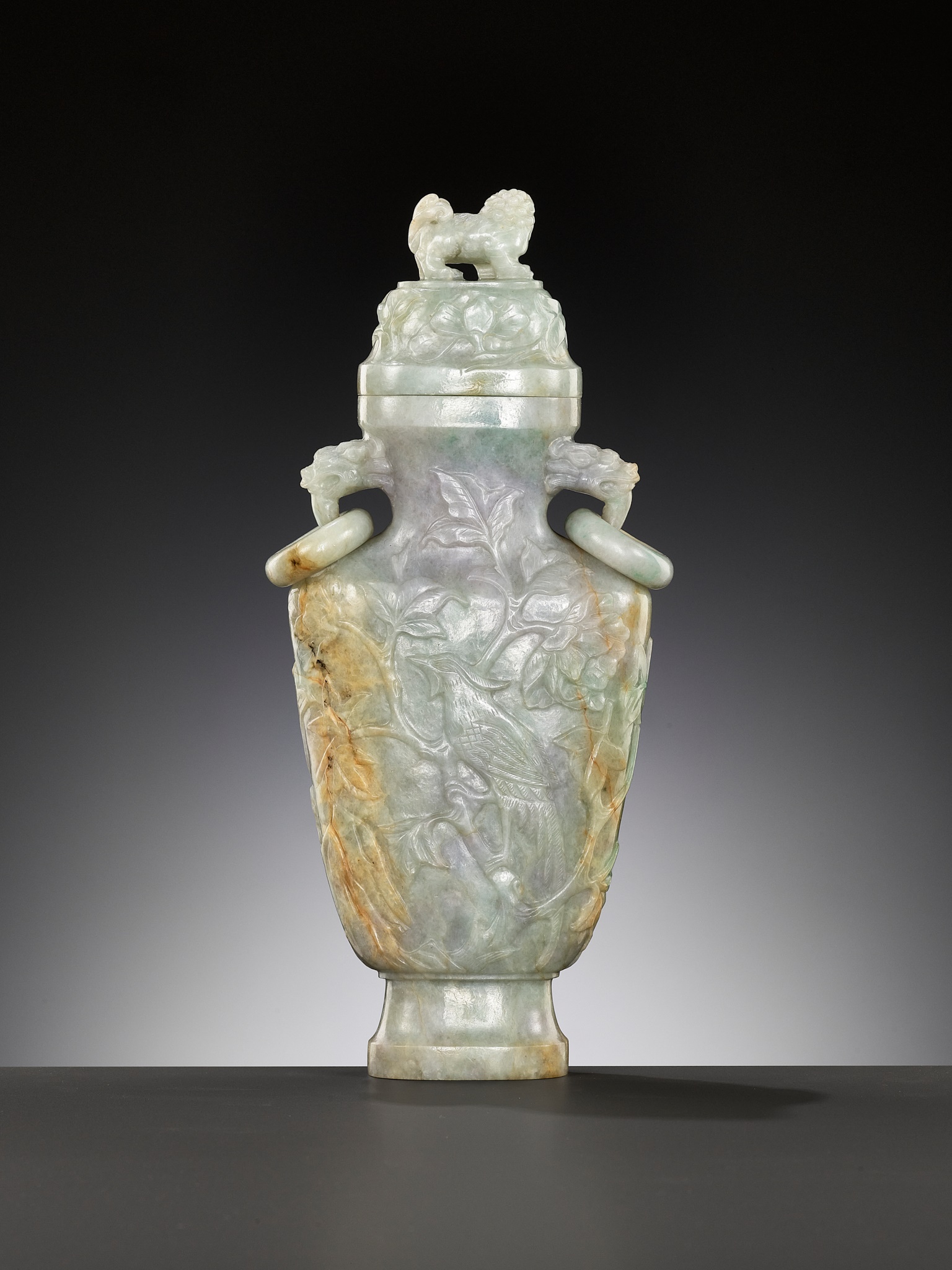 A JADEITE BALUSTER VASE AND COVER, LATE QING DYNASTY TO REPUBLIC PERIOD - Image 6 of 12