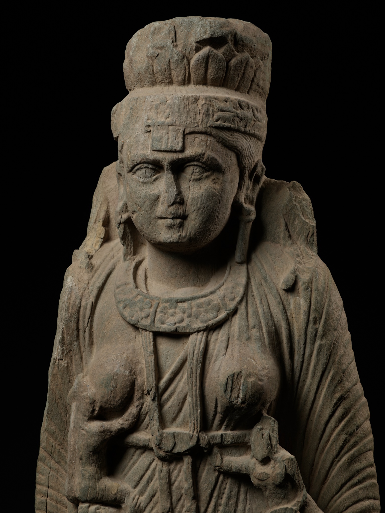 A MONUMENTAL SCHIST FIGURE OF THE GODDESS HARITI, ANCIENT REGION OF GANDHARA - Image 3 of 13