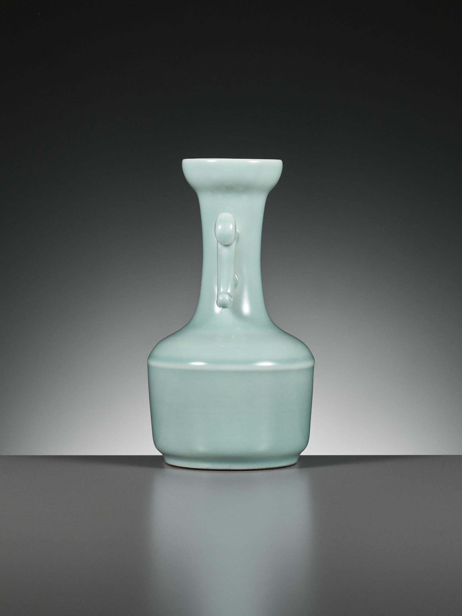 A RU-TYPE MALLET VASE, YONGZHENG MARK AND PERIOD - Image 11 of 19