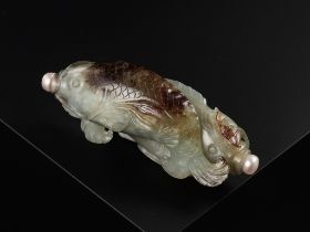 A CELADON AND RUSSET JADE 'DOUBLE FISH' SNUFF BOTTLE, CHINA, 1680-1750