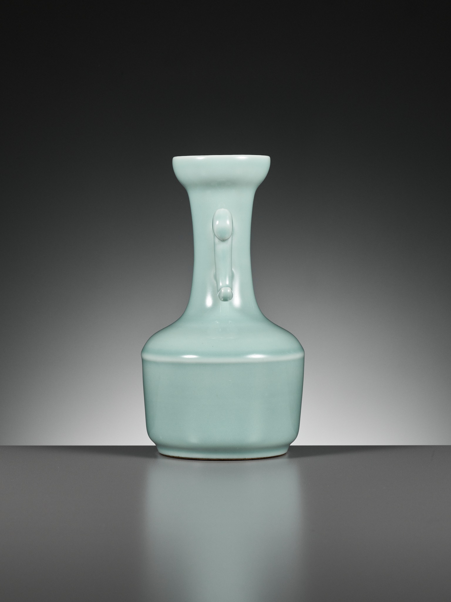 A RU-TYPE MALLET VASE, YONGZHENG MARK AND PERIOD - Image 15 of 19