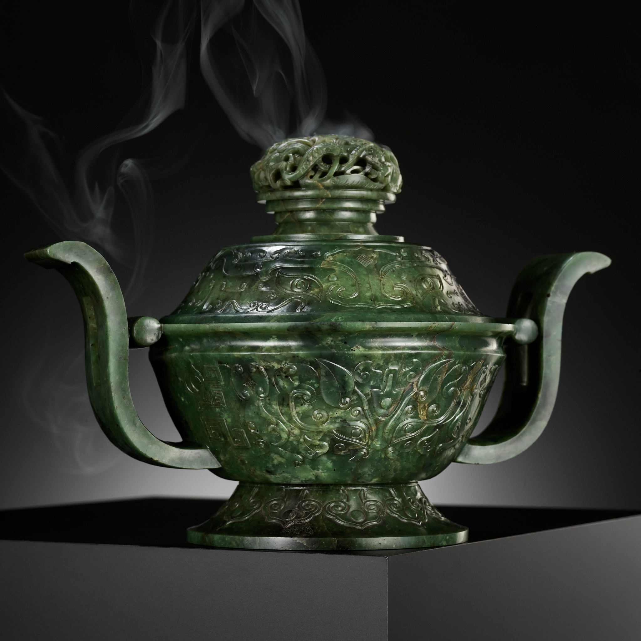 A SPINACH-GREEN JADE GUI-FORM CENSER AND COVER, QIANLONG PERIOD