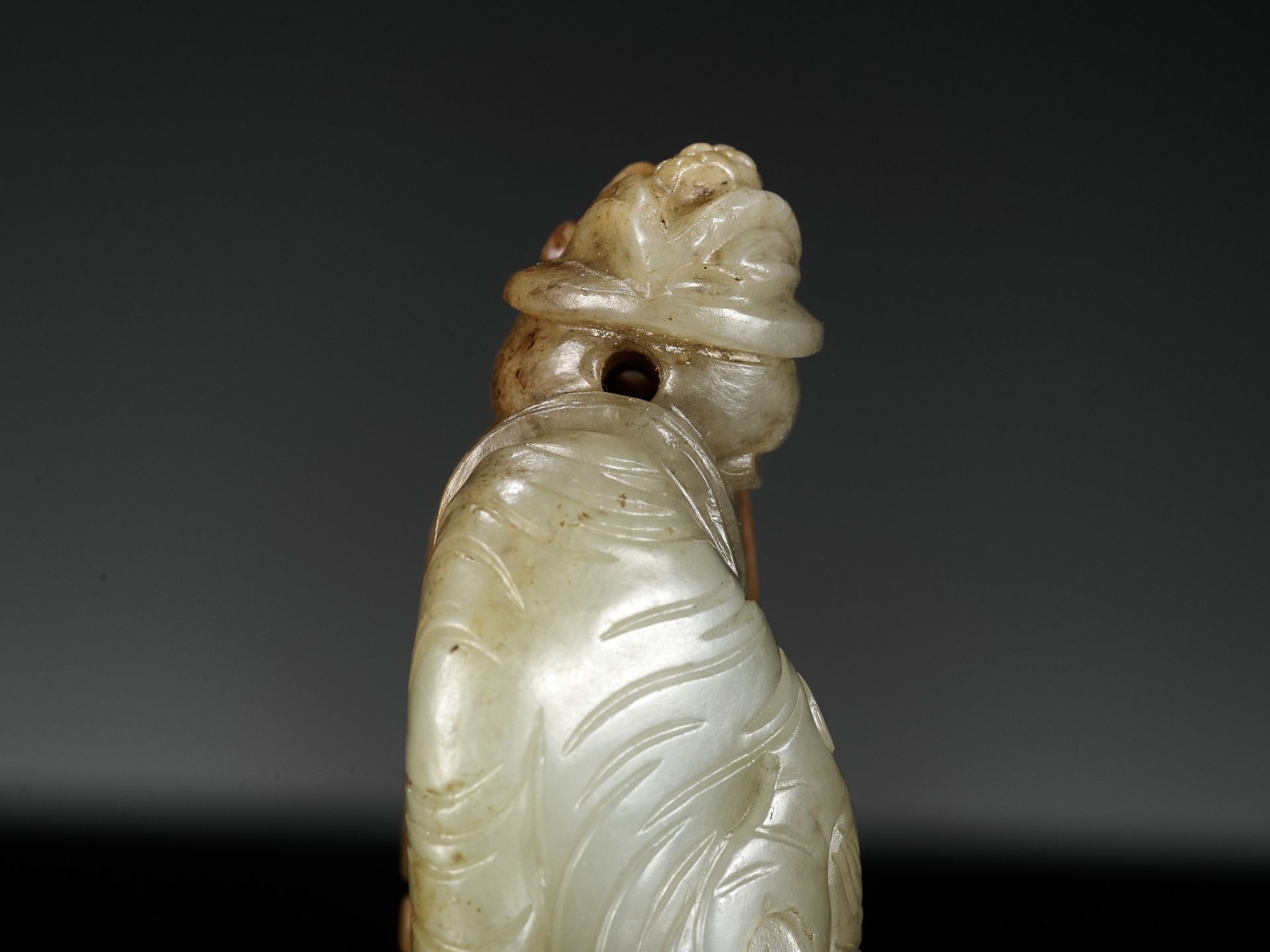 A CELADON AND RUSSET JADE OF AN ELEPHANT LADEN WITH AUSPICIOUS FRUIT, LATE MING TO MID-QING DYNASTY - Image 11 of 13