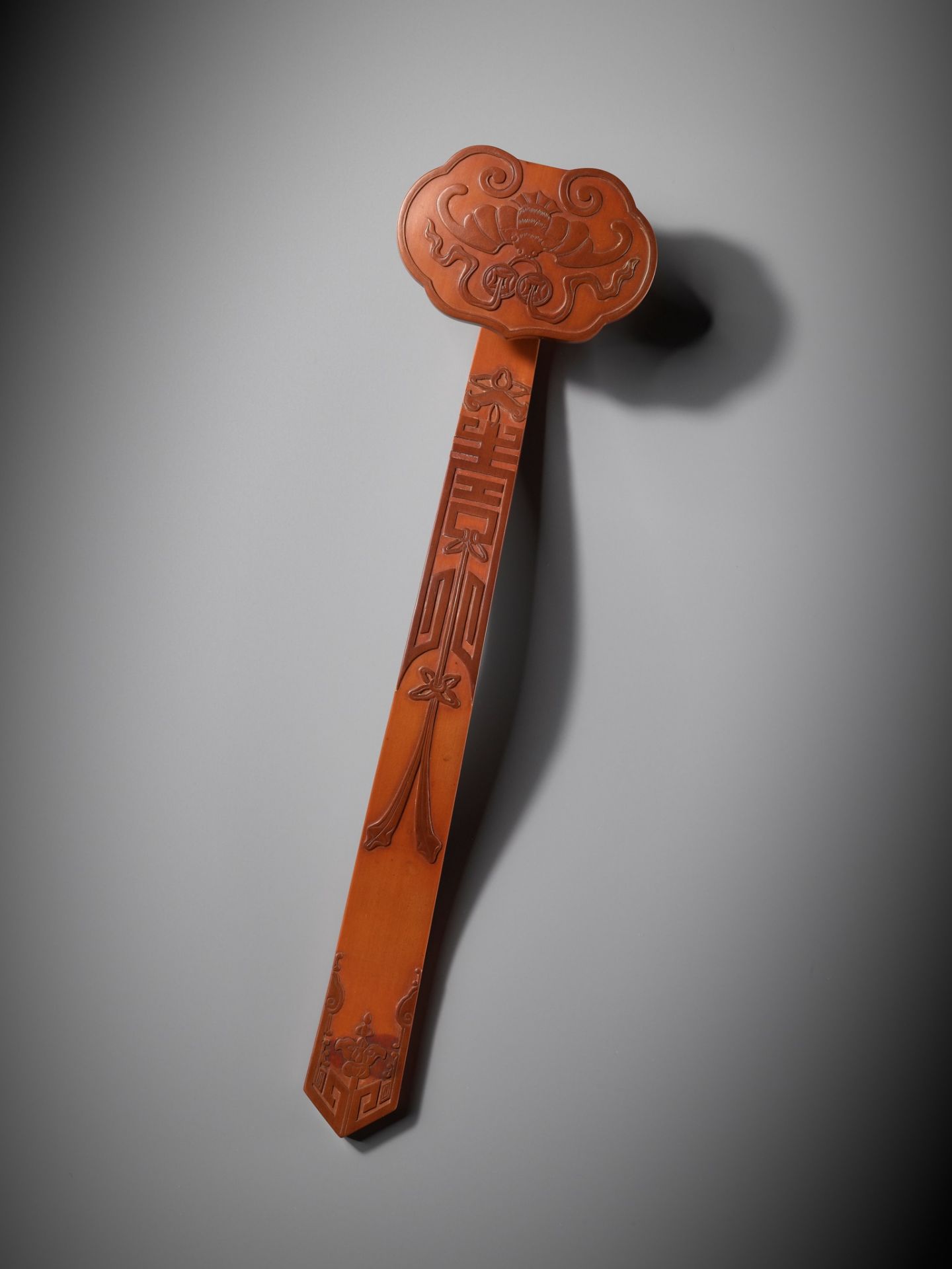 A BAMBOO-VENEER RUYI SCEPTRE, QIANLONG, IMPERIALLY INSCRIBED WITH A POEM COMPOSED IN THE BINGZI YEAR - Image 2 of 14