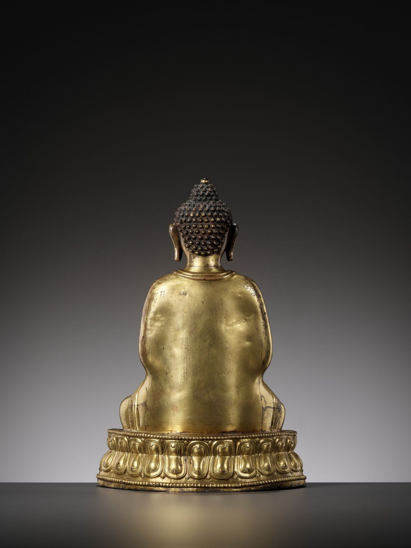 A GILT COPPER-ALLOY REPOUSSE FIGURE OF BUDDHA AMITABHA, WITH AN INSCRIPTION REFERRING TO THE SECOND - Image 12 of 16