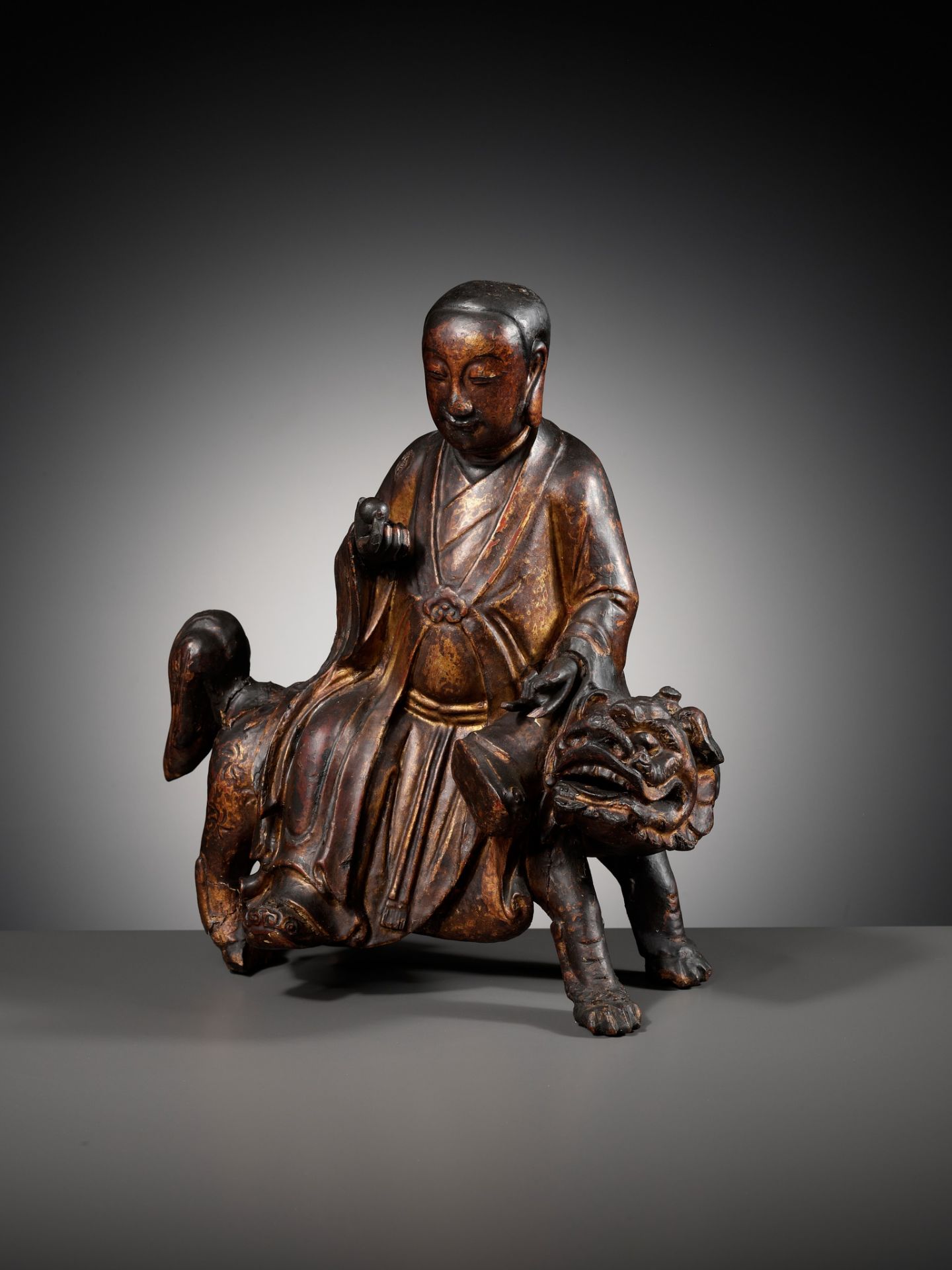 A GILT-LACQUERED WOOD FIGURE OF VIJRAPUTRA, YUAN-MING DYNASTY - Image 2 of 12