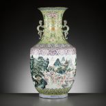 A MONUMENTAL GILT FAMILLE ROSE 'LADIES OF THE HAN PALACE' VASE, LATE QIANLONG - EARLY JIAQING