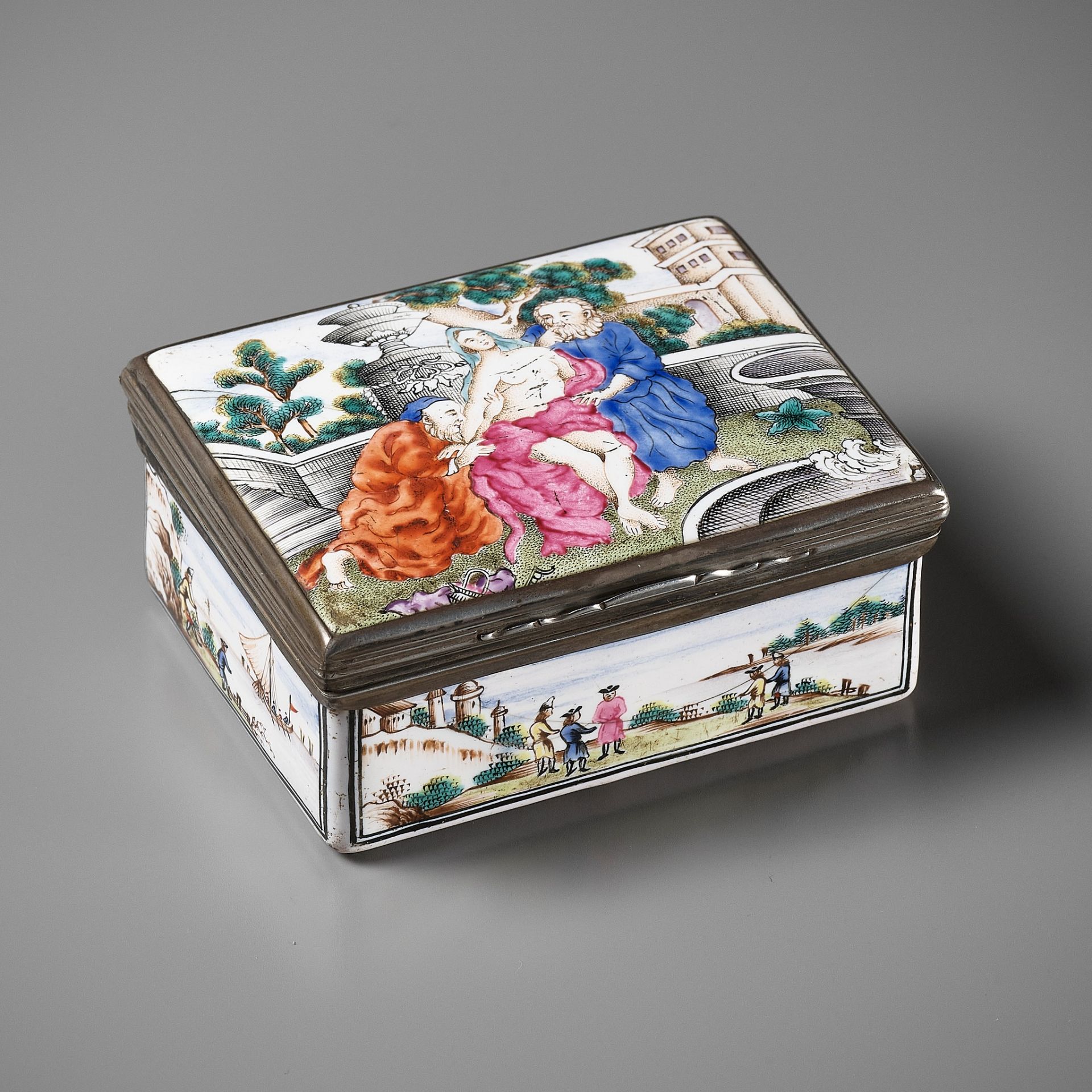 A CANTON ENAMEL 'EUROPEAN SUBJECT' BOX AND COVER DEPICTING SUSANNA AND THE ELDERS, QIANLONG PERIOD