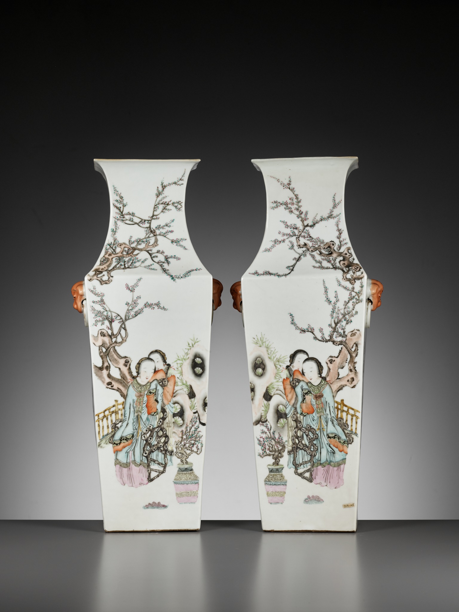 A PAIR OF LARGE QIANJIANG CAI VASES, BY FANG JIAZHEN, CHINA, DATED 1895 - Image 9 of 17