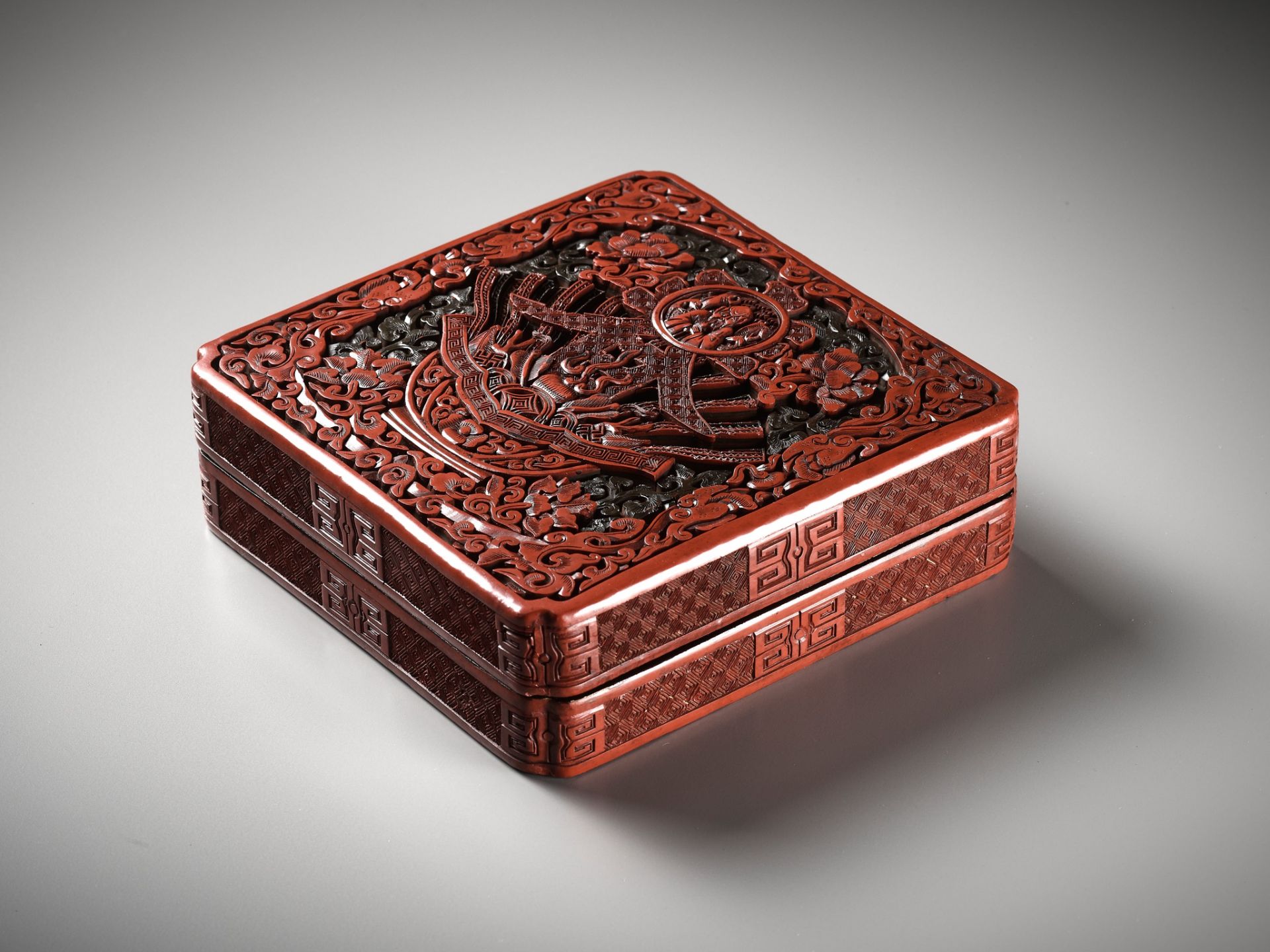 A SQUARE THREE-COLOR LACQUER 'CHUN' SPRING BOX AND COVER, QING DYNASTY - Image 2 of 11