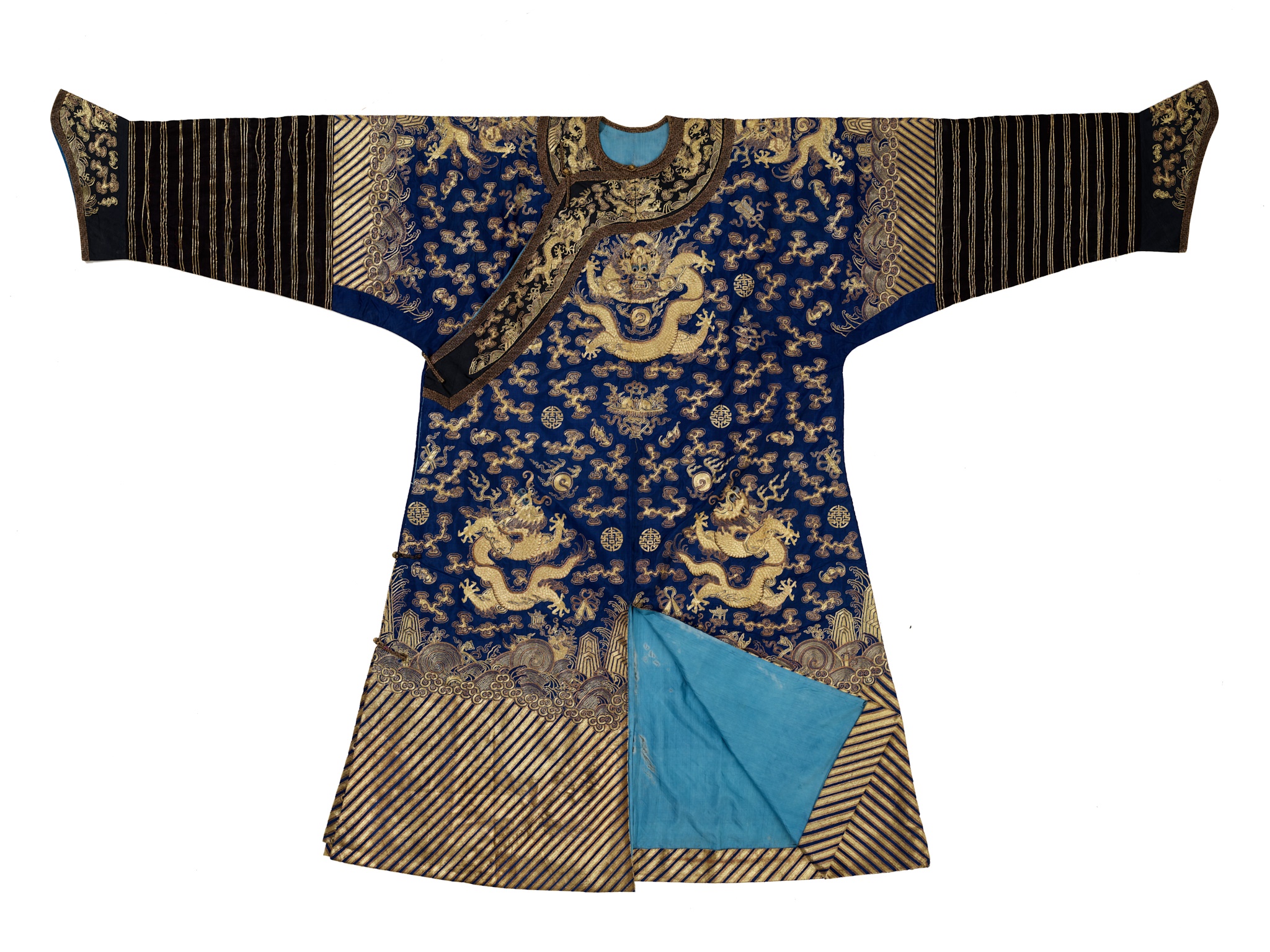 A GOLD-EMBROIDERED BLUE-GROUND SEMIFORMAL NINE-DRAGON ROBE, JIFU, JIAQING PERIOD - Image 15 of 15