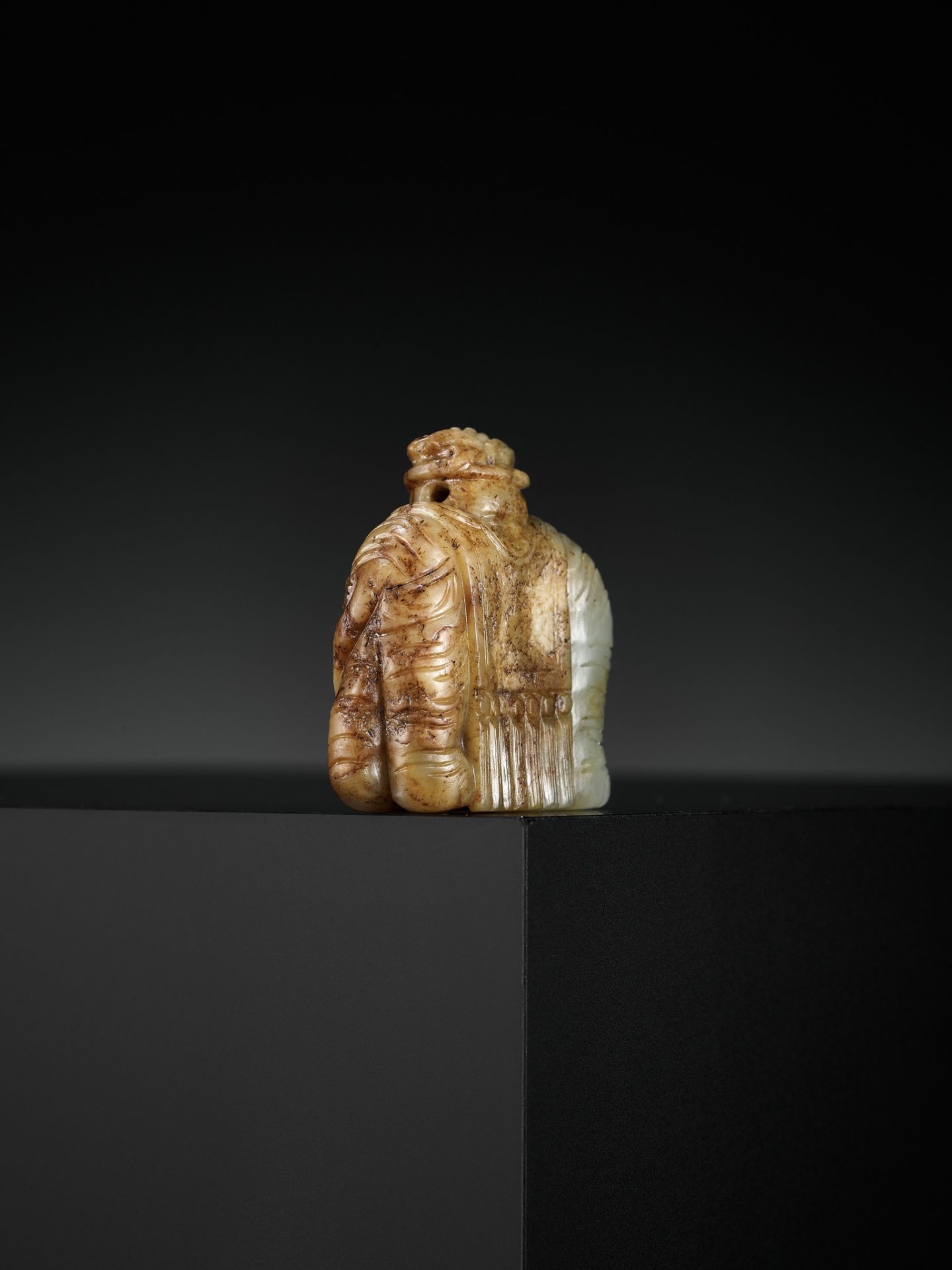 A CELADON AND RUSSET JADE OF AN ELEPHANT LADEN WITH AUSPICIOUS FRUIT, LATE MING TO MID-QING DYNASTY - Image 6 of 13