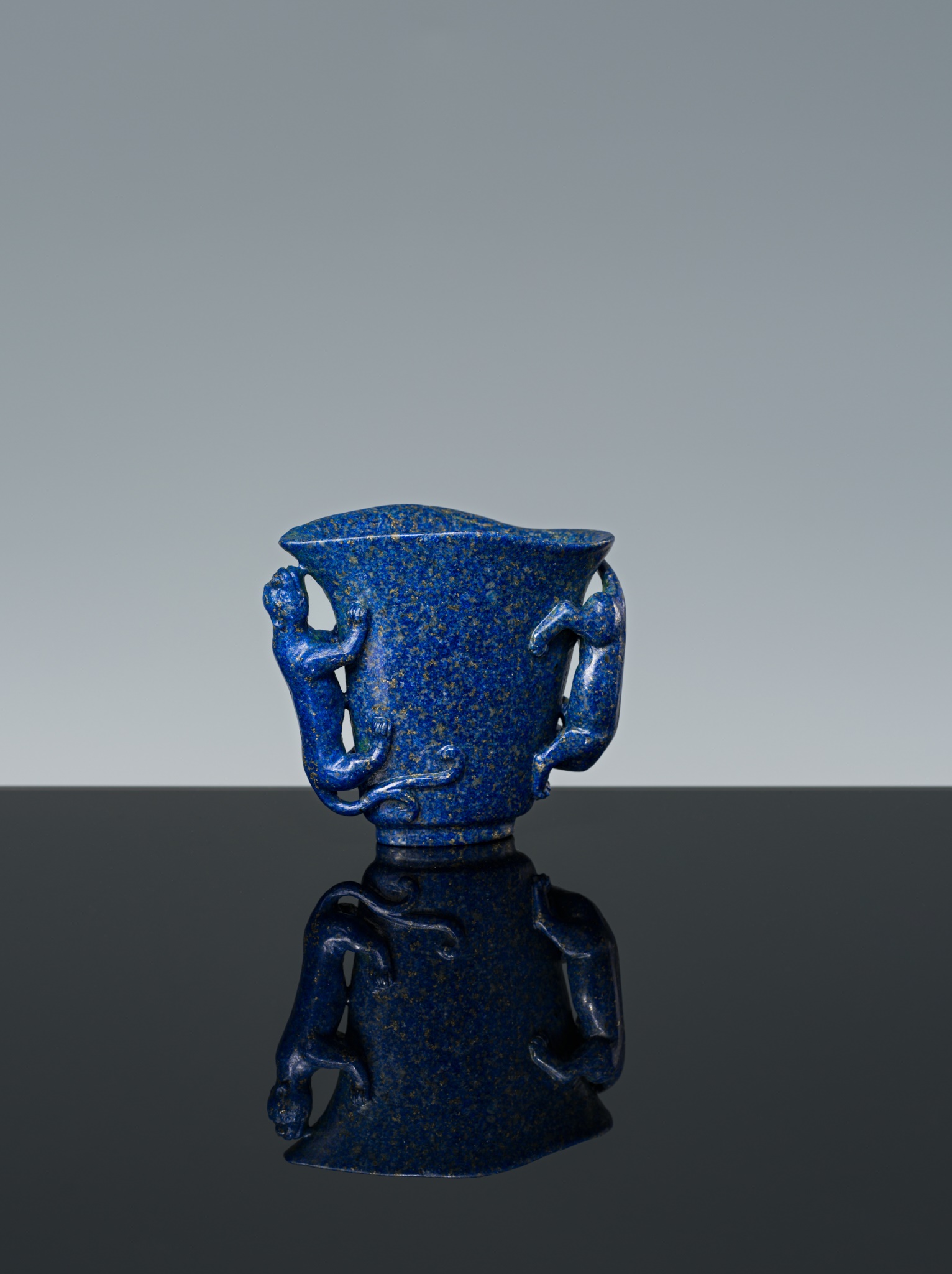 A LAPIS LAZULI 'CHILONG' LIBATION CUP, LATE QING DYNASTY - Image 6 of 10