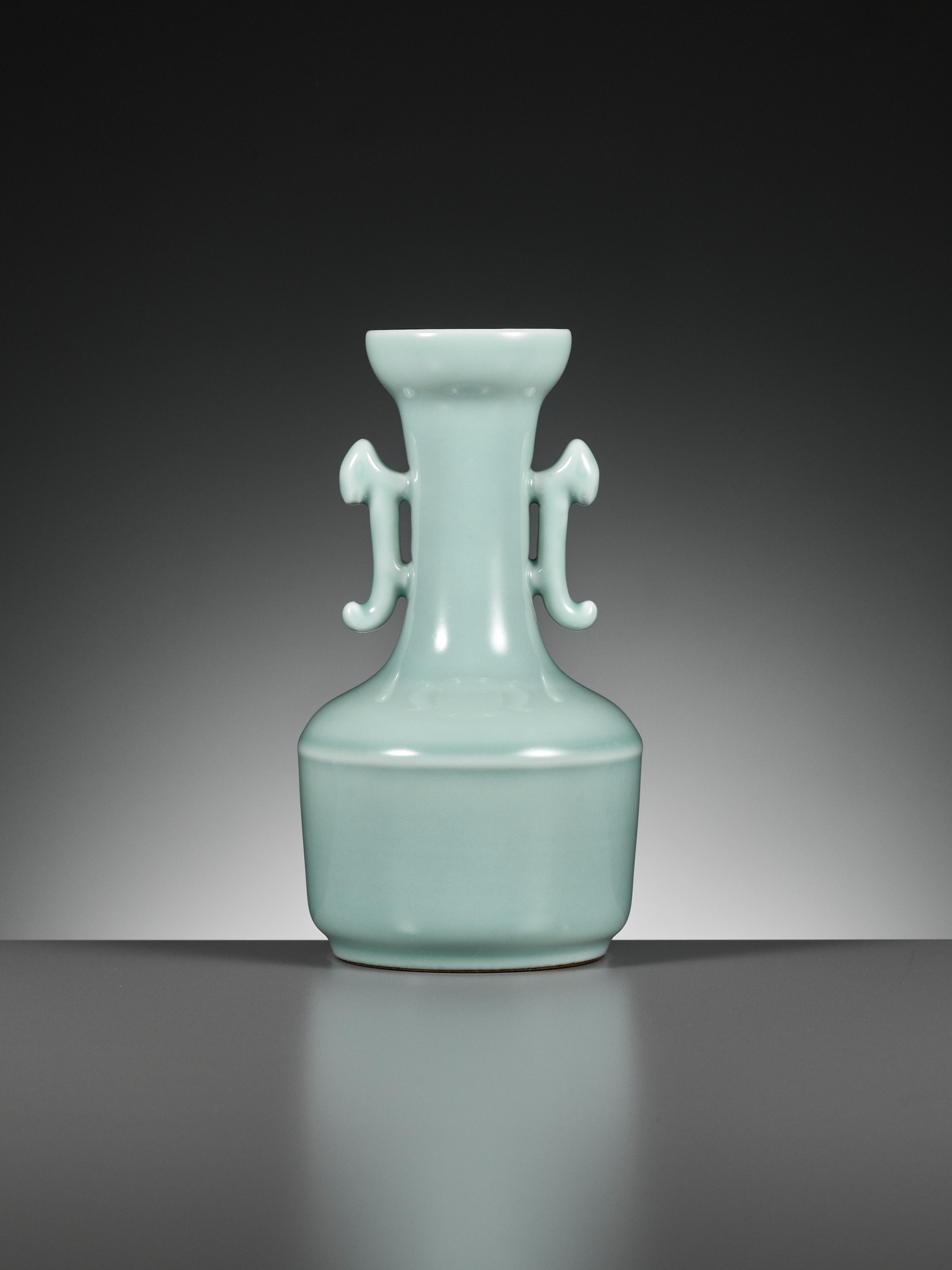 A RU-TYPE MALLET VASE, YONGZHENG MARK AND PERIOD - Image 12 of 19