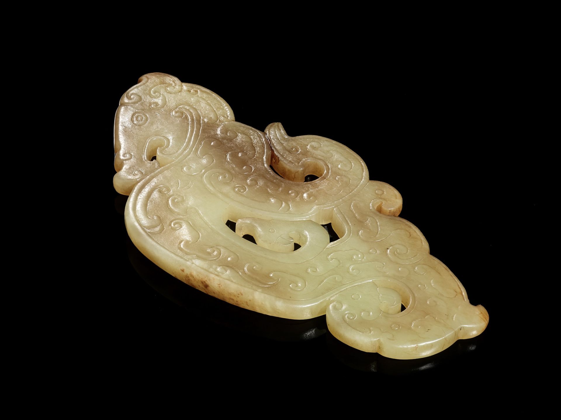 AN ARCHAISTIC YELLOW JADE 'DRAGON AND PHEONIX' PENDANT, SONG TO MING DYNASTY - Bild 10 aus 14