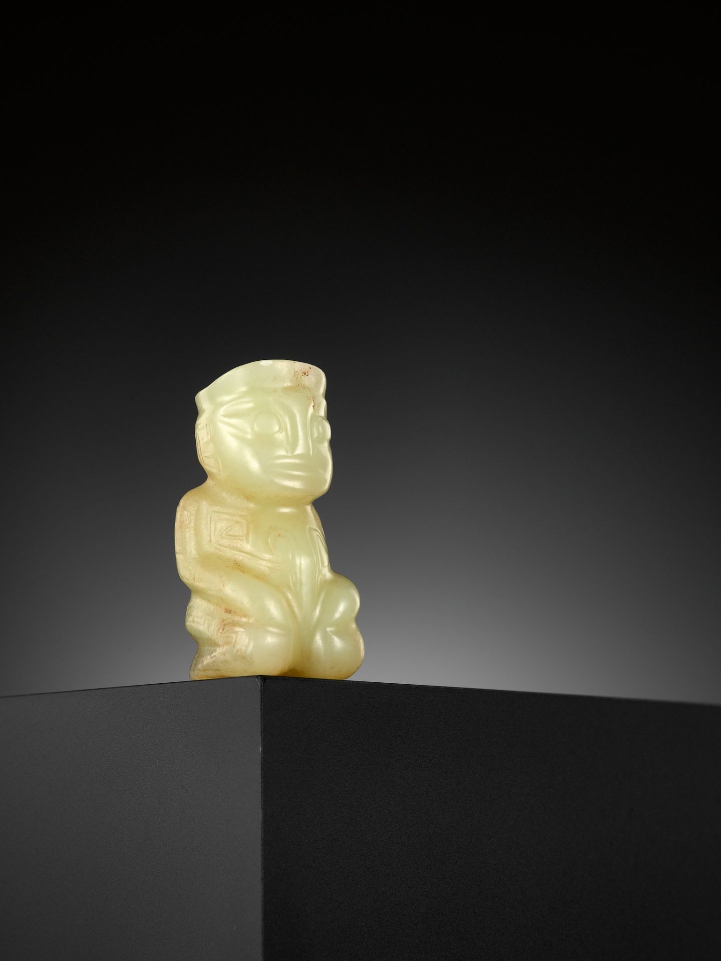 AN EXTREMELY RARE YELLOW JADE 'KNEELING FIGURE', SHANG DYNASTY - Image 14 of 20