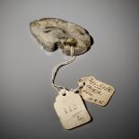 A GRAY JADE 'DRAGON' PENDANT, LATE MING TO EARLY QING DYNASTY