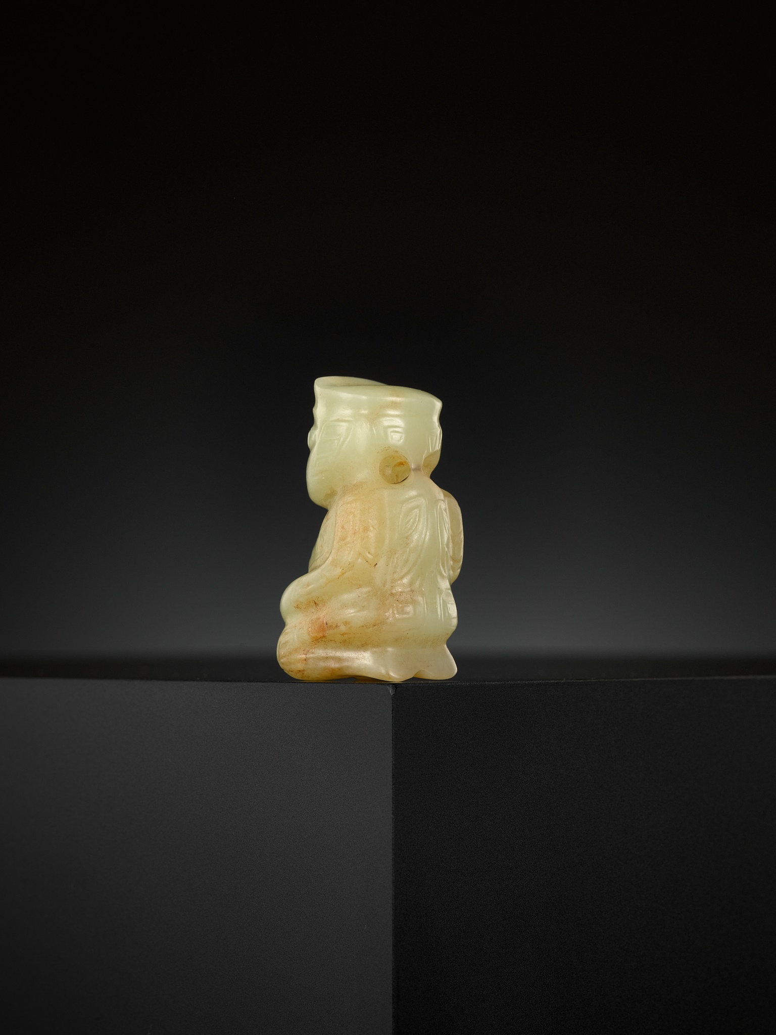 AN EXTREMELY RARE YELLOW JADE 'KNEELING FIGURE', SHANG DYNASTY - Image 13 of 20