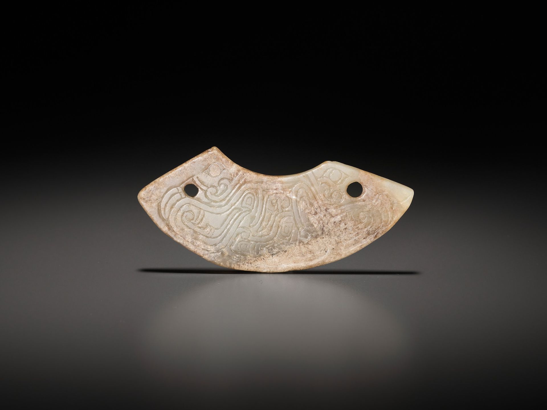 A JADE 'DRAGON' PENDANT, HUANG, WESTERN ZHOU DYNASTY - Image 6 of 16