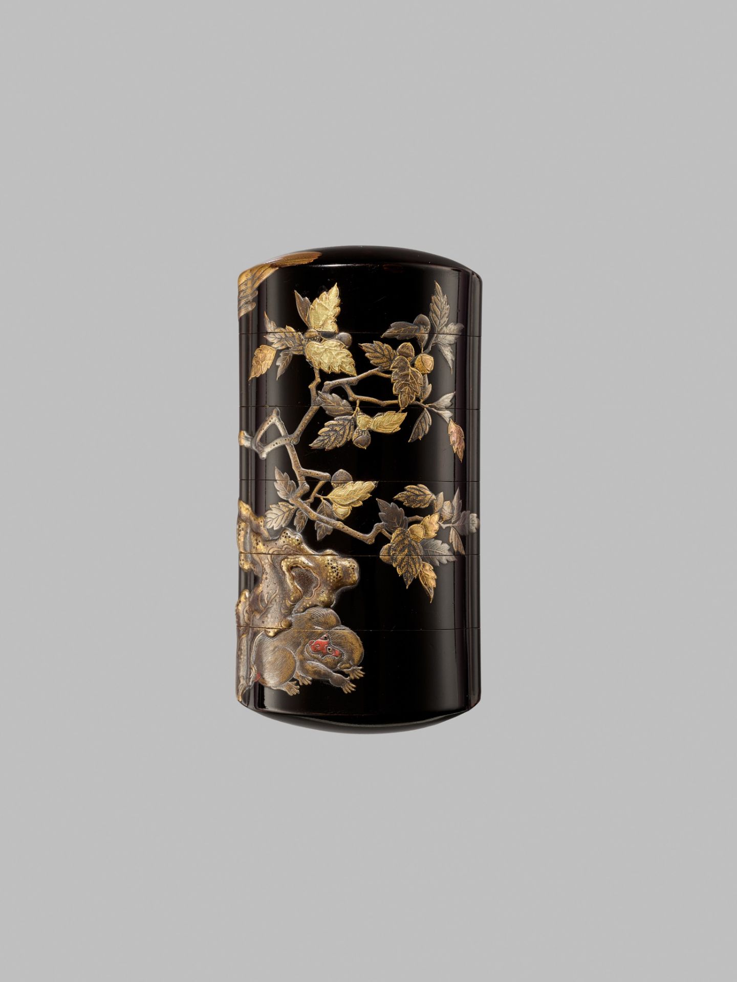 A FINE FIVE-CASE LACQUER INRO DEPICTING AN EAGLE AND MONKEY - Image 3 of 6