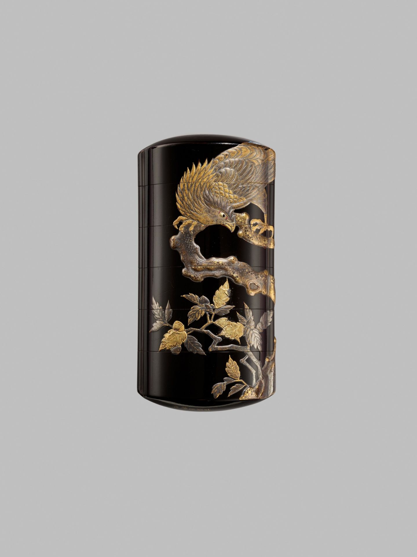 A FINE FIVE-CASE LACQUER INRO DEPICTING AN EAGLE AND MONKEY - Image 2 of 6