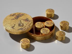A RARE INLAID LACQUER BOX AND COVER WITH SEVEN KOGO (INCENSE BOX) FOR THE INCENSE-MATCHING GAME