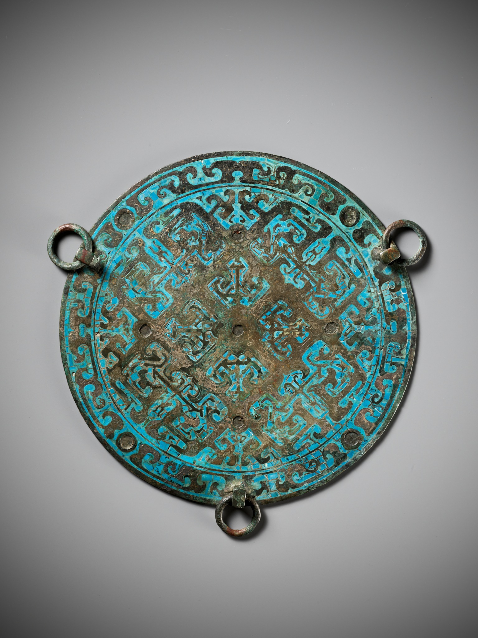 A RARE TURQUOISE-INLAID BRONZE MIRROR, WARRING STATES PERIOD - Image 6 of 13