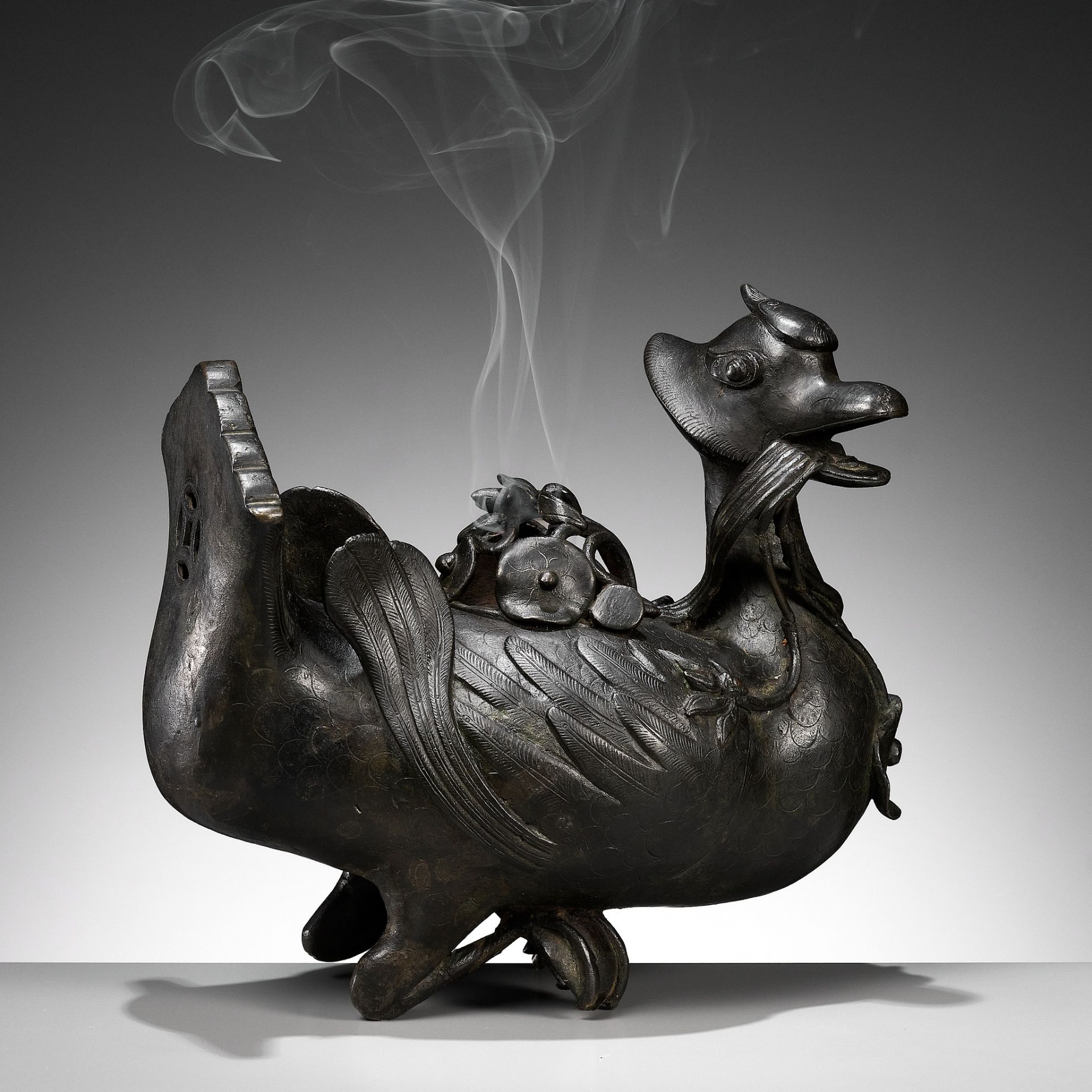 A MASSIVE BRONZE 'MANDARIN DUCK' CENSER AND COVER, MING DYNASTY