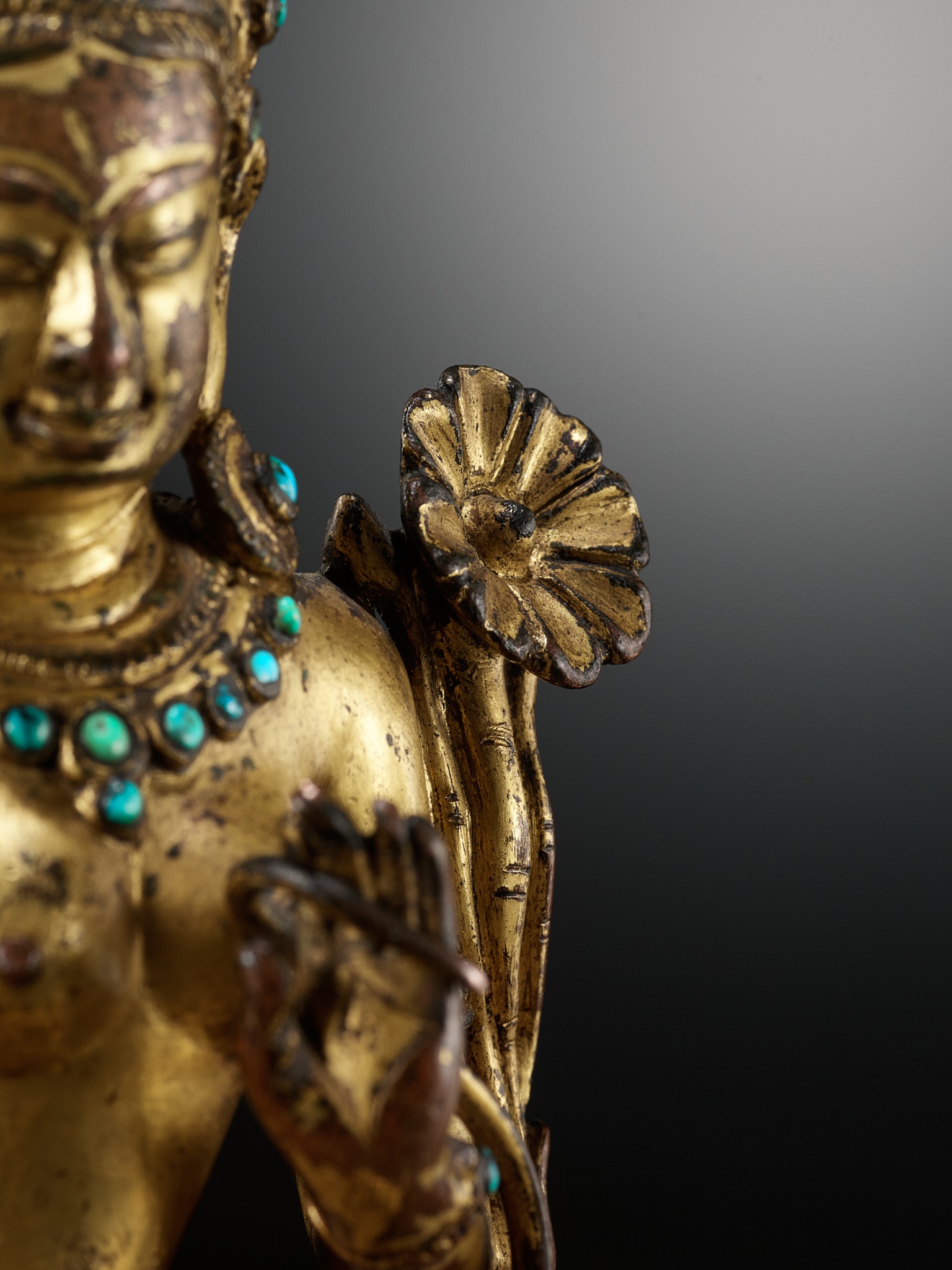 A GILT AND TURQUOISE-INLAID COPPER ALLOY FIGURE OF GREEN TARA, DENSATIL STYLE, TIBET, 14TH CENTURY - Image 2 of 16