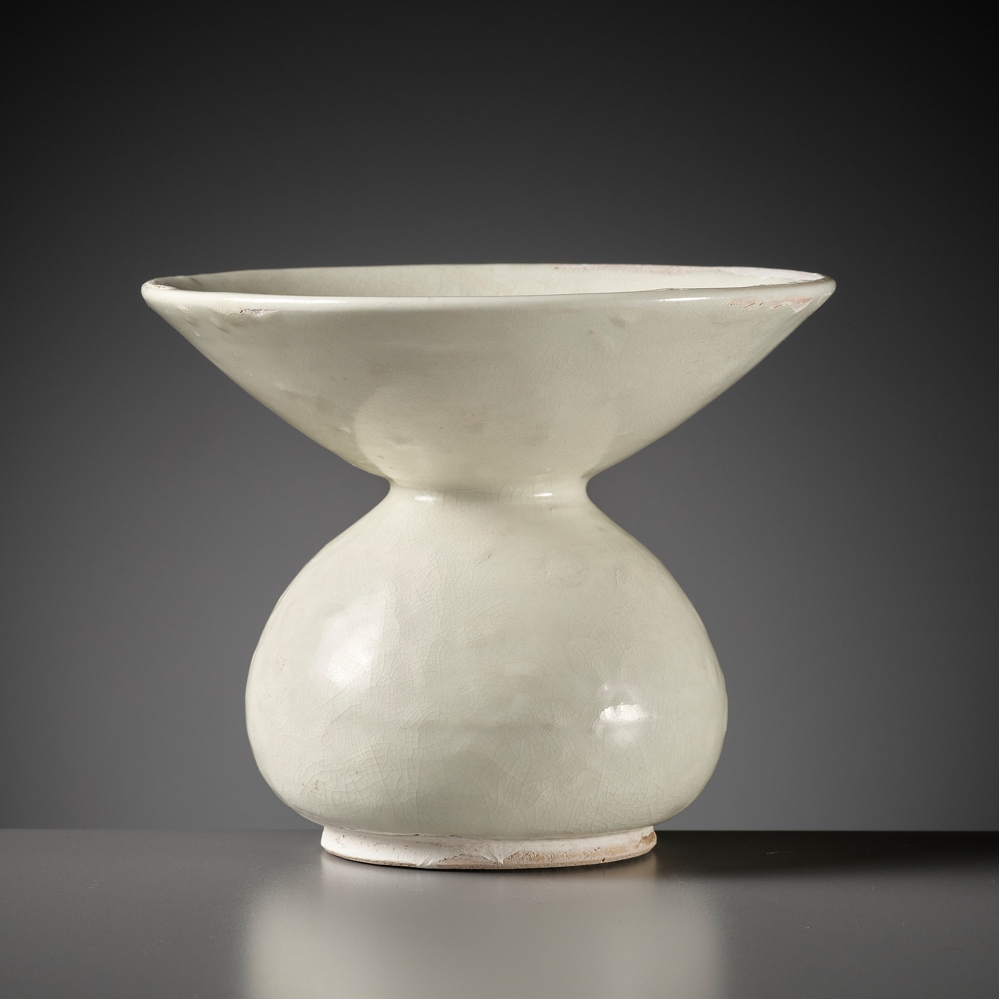 A WHITE-GLAZED XING ZHADOU, LATE TANG DYNASTY TO FIVE DYNASTIES PERIOD - Image 16 of 16
