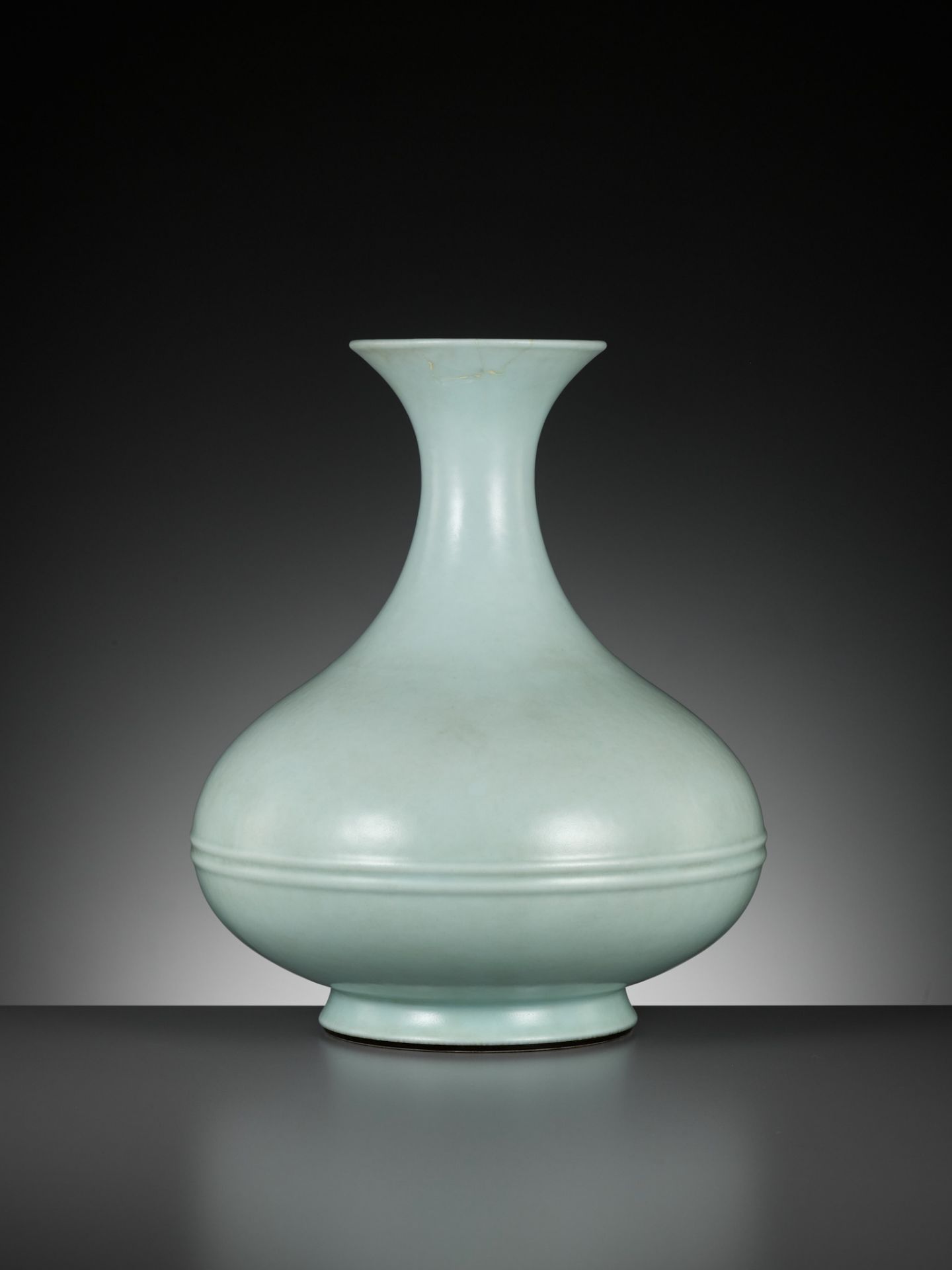 A CELADON-GLAZED PEAR-SHAPED VASE, YONGZHENG MARK AND OF THE PERIOD - Image 8 of 13