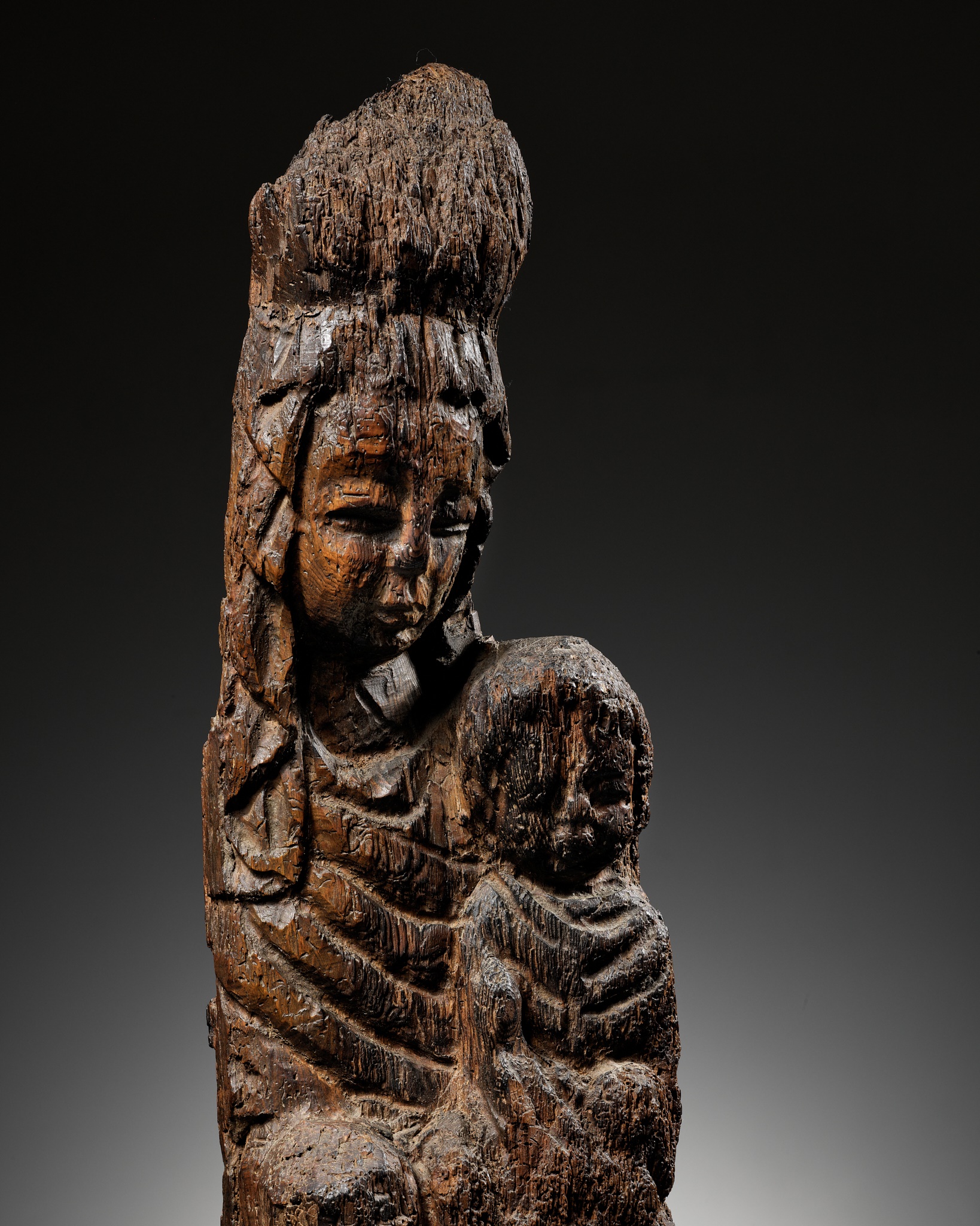 A LARGE WOOD FIGURE OF SONGZI GUANYIN AND CHILD, CHINA, EARLY MING DYNASTY, 14TH-15TH CENTURY