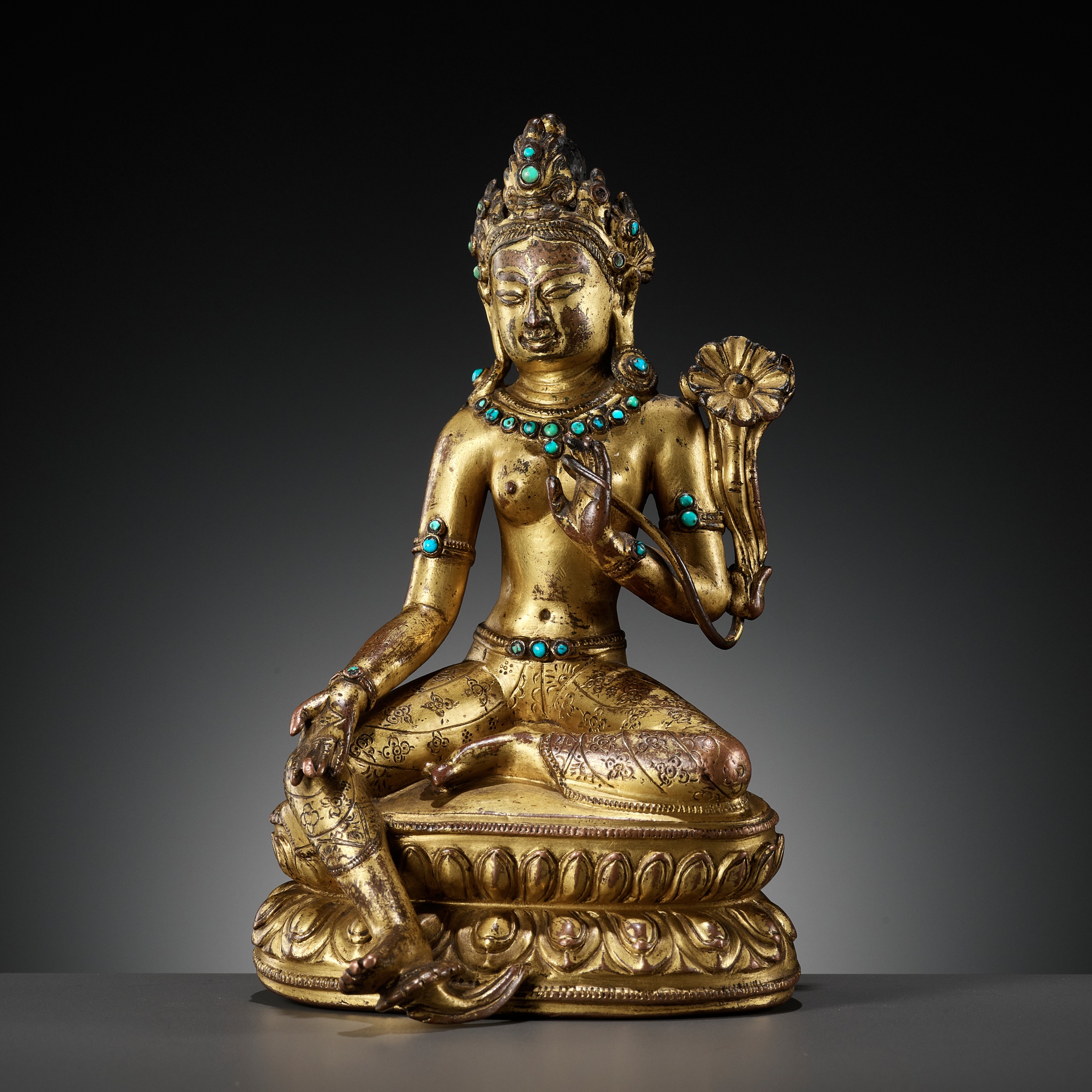 A GILT AND TURQUOISE-INLAID COPPER ALLOY FIGURE OF GREEN TARA, DENSATIL STYLE, TIBET, 14TH CENTURY - Image 16 of 16