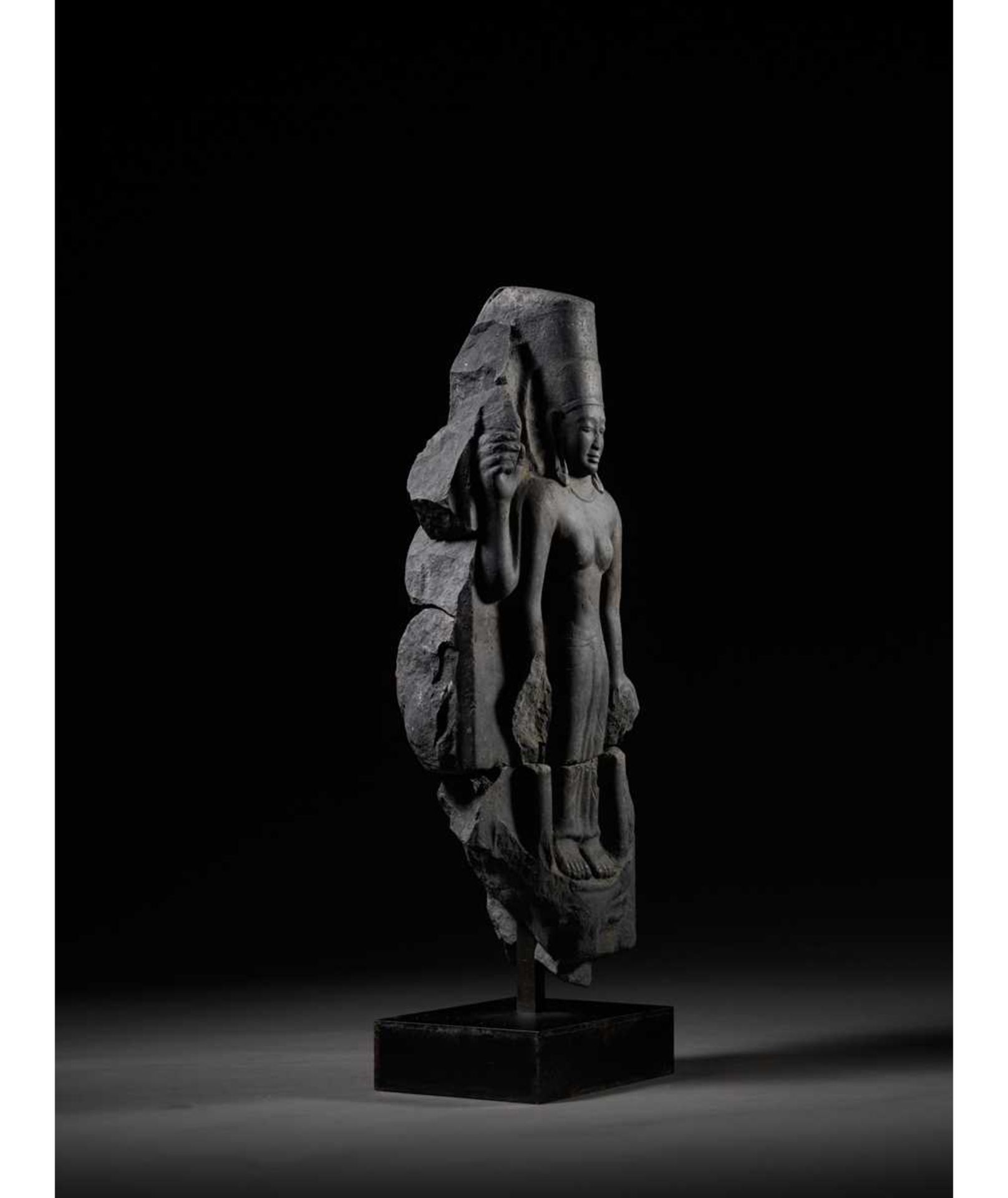 A BLACK STONE FIGURE OF DURGA MAHISHASURAMARDINI, PRE-ANGKOR PERIOD, KHMER, 7TH CENTURY - Image 12 of 13