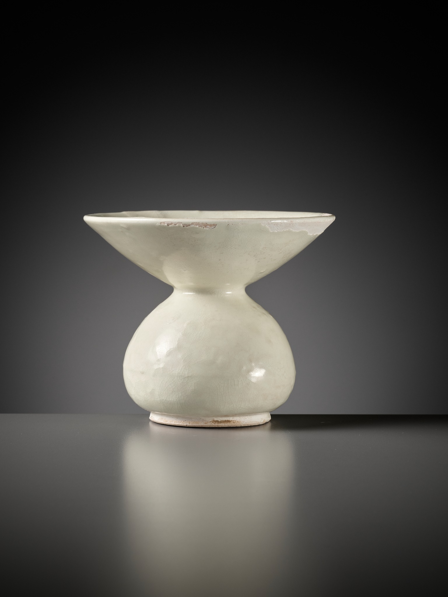 A WHITE-GLAZED XING ZHADOU, LATE TANG DYNASTY TO FIVE DYNASTIES PERIOD - Image 13 of 16