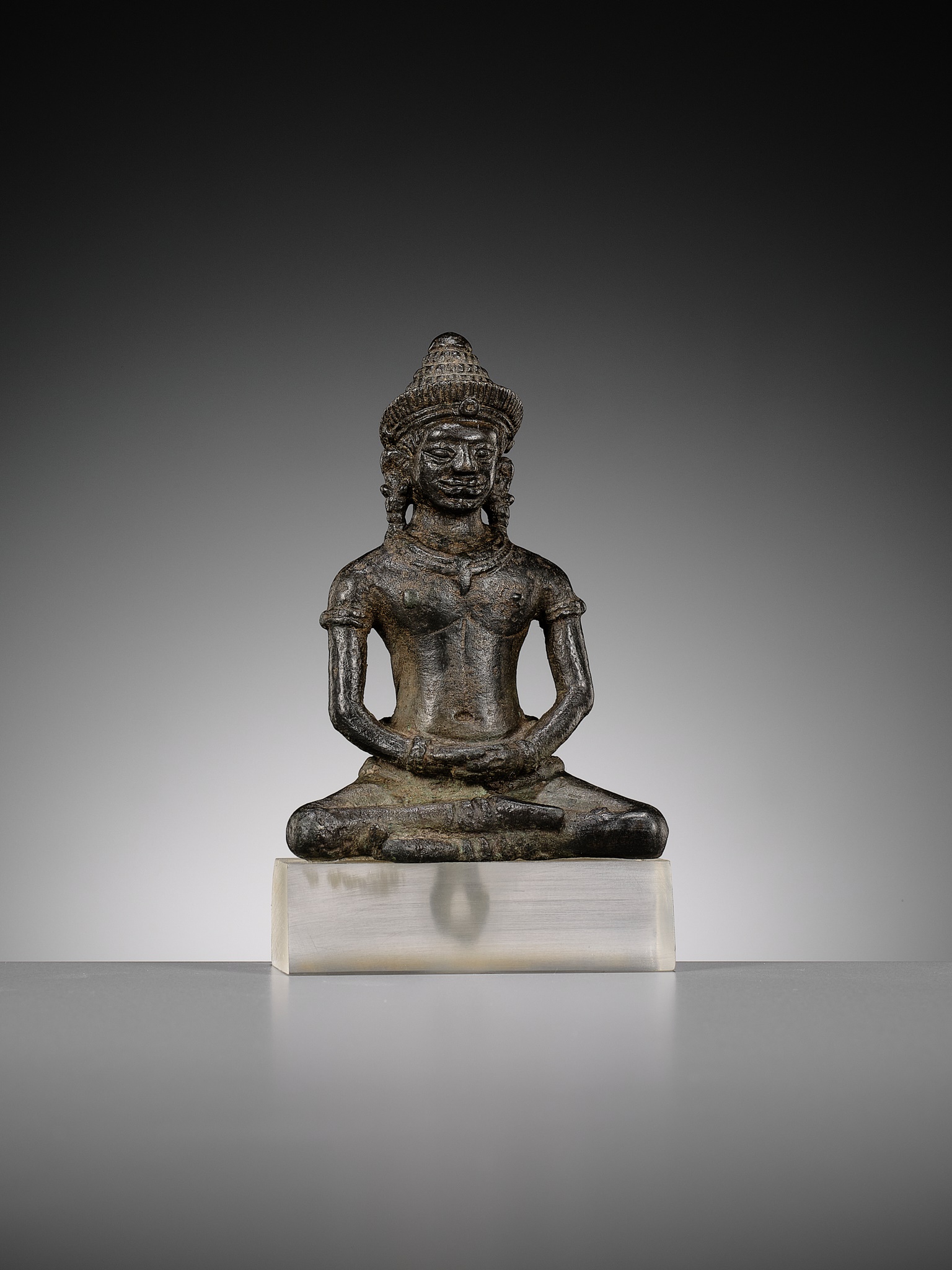 A BRONZE FIGURE OF BUDDHA, ANGKOR PERIOD, KHMER EMPIRE, 12TH CENTURY - Image 9 of 9