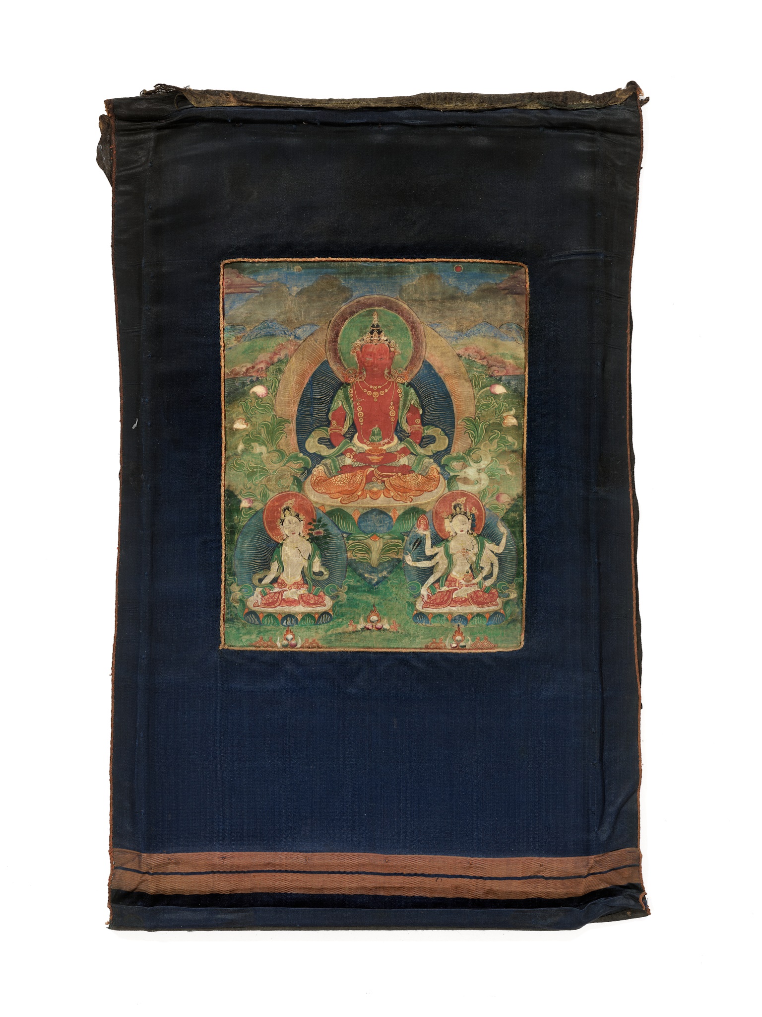 A THANGKA OF RED AMITAYUS, TIBET, 18TH CENTURY - Image 6 of 10