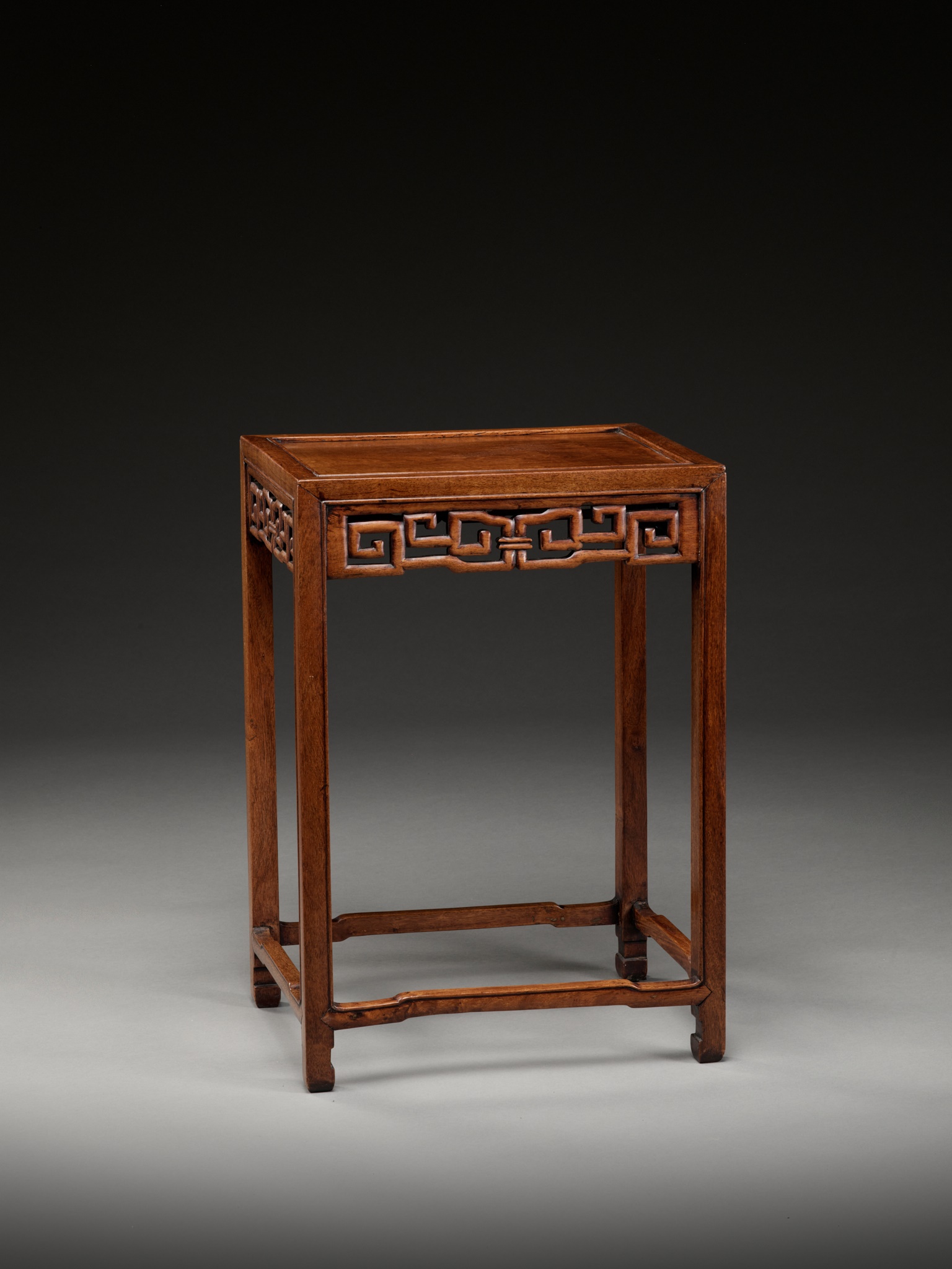 A HONGMU SIDE TABLE, LATE QING DYNASTY TO EARLY REPUBLIC PERIOD - Image 6 of 11