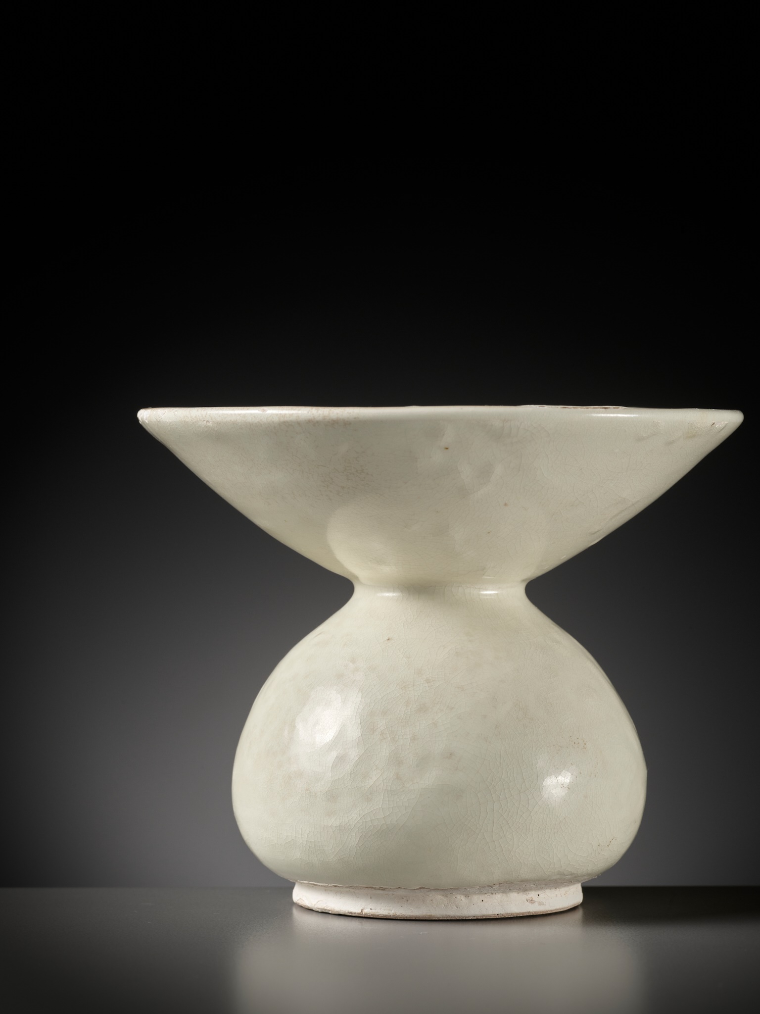 A WHITE-GLAZED XING ZHADOU, LATE TANG DYNASTY TO FIVE DYNASTIES PERIOD - Image 15 of 16