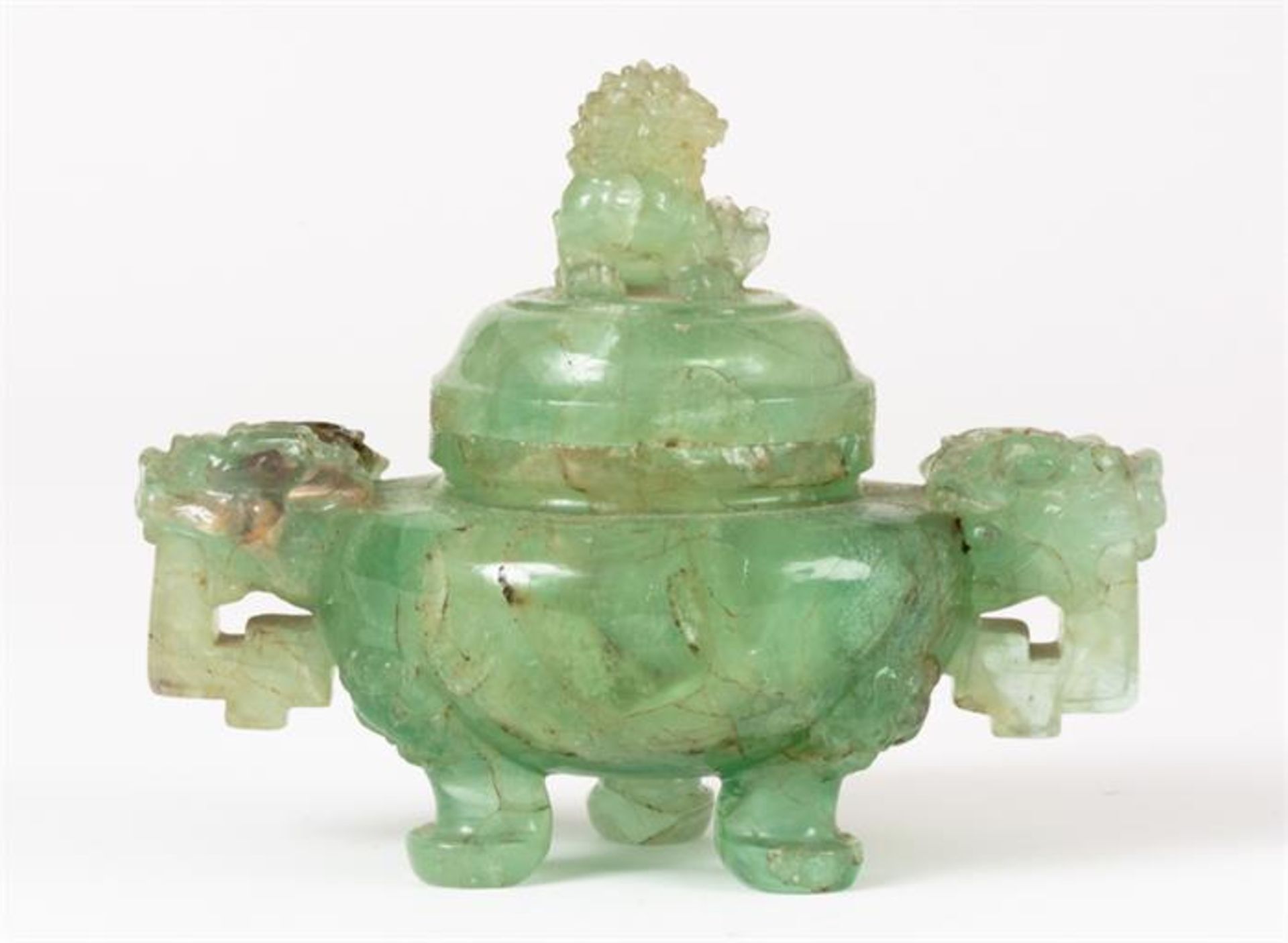 LID VESSEL WITH DRAGON AND LION