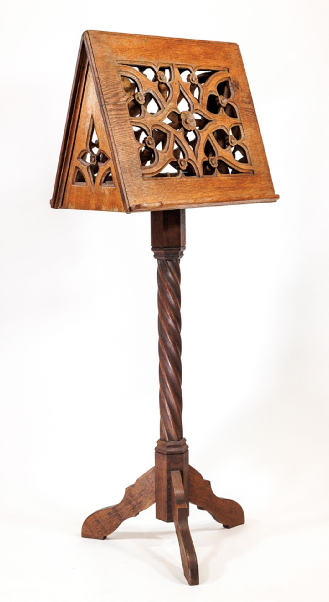 DUETT MUSIC STAND WITH FLORAL CARVING, EIFEL/GERMANY AROUND 1840