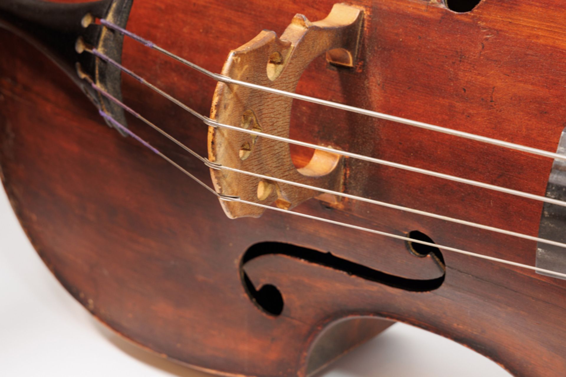 UNSIGNED DOUBLE BASS - Image 2 of 9