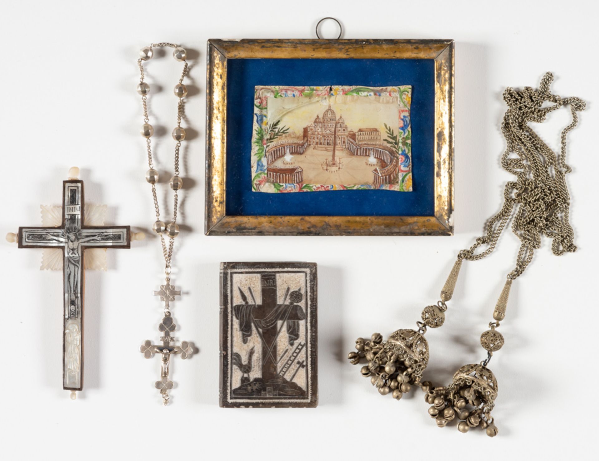 COLLECTION OF RELIGIOUS ITEMS