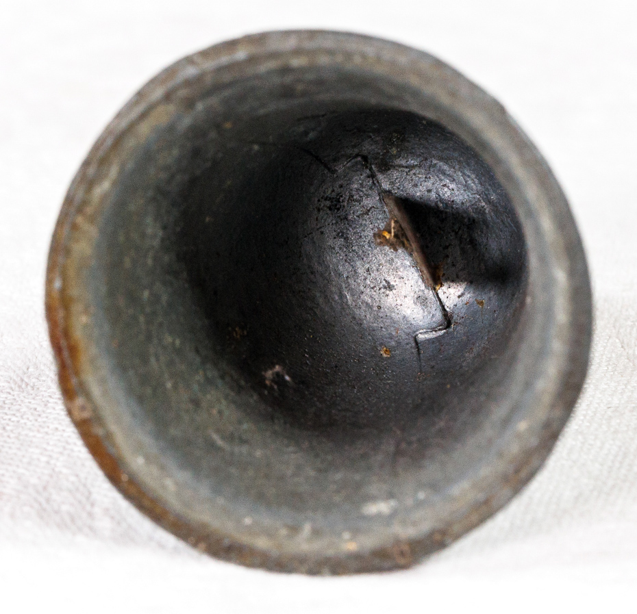 CONVOLUTE OF 4 SMALL, HISTORICAL BELLS - Image 4 of 10