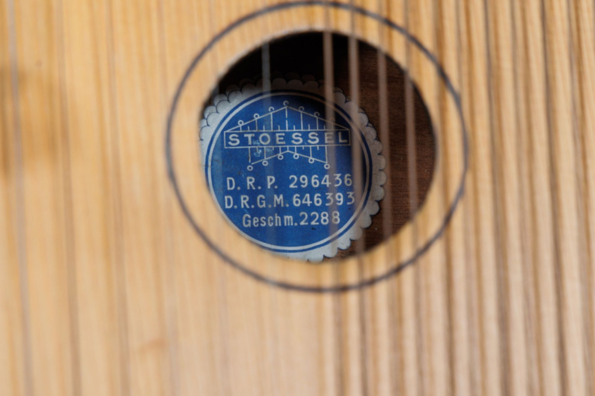 CONVOLUTE: HARP ZITHER AND STOESSEL'S BASSLUTE, 20TH CENTURY - Image 8 of 9