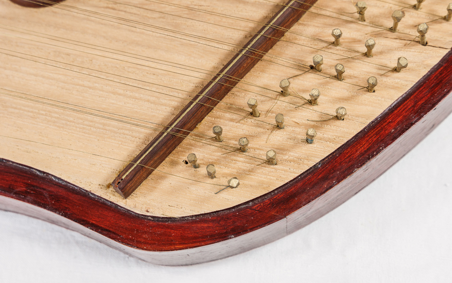 YANG-TJIN ZITHER, CHINA, PROBABLY EARLY TO MID 20TH CENTURY. - Image 6 of 7