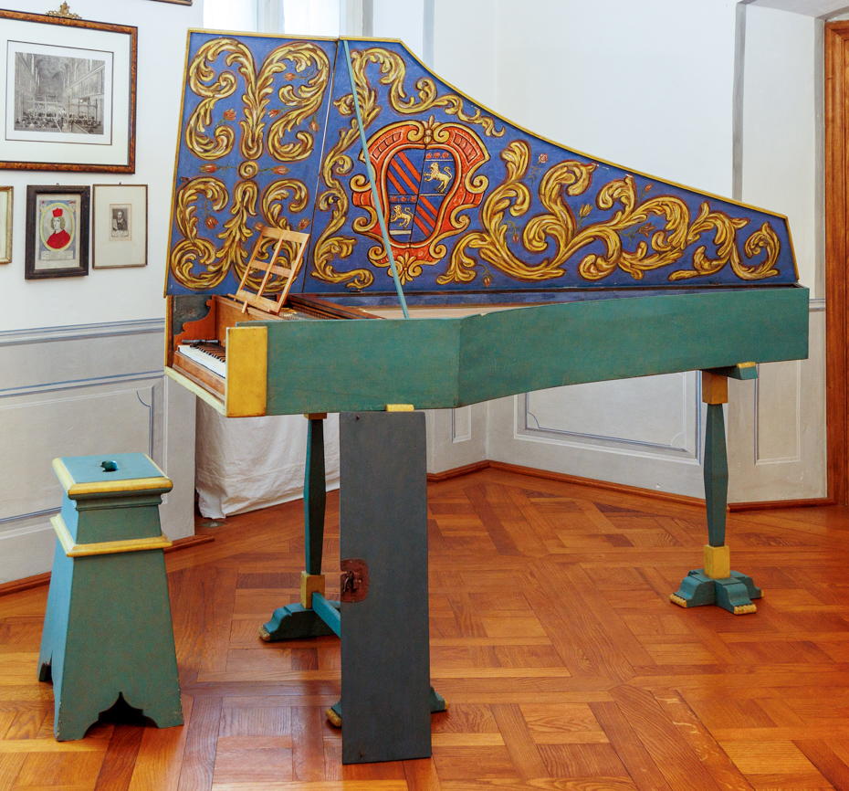 ITALIAN HARPSICHORD, SIGNED MARIO SERAFINI 1699, POSSIBLY ROME - Image 3 of 8