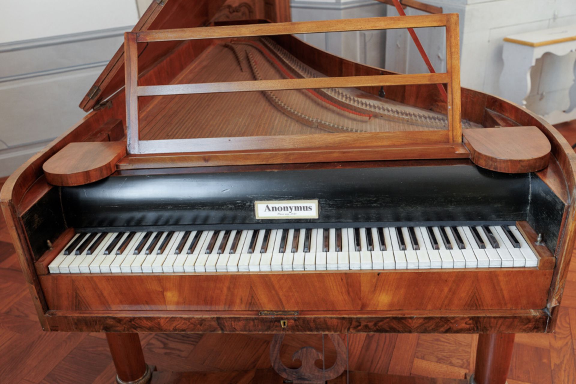 VIENNESE FORTEPIANO, SIGNATURE LOST, CIRCA 1825-1830 - Image 3 of 5